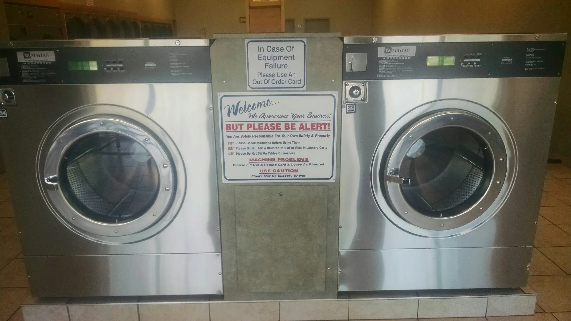 MEGA Coin Laundry Mankato - Image 9