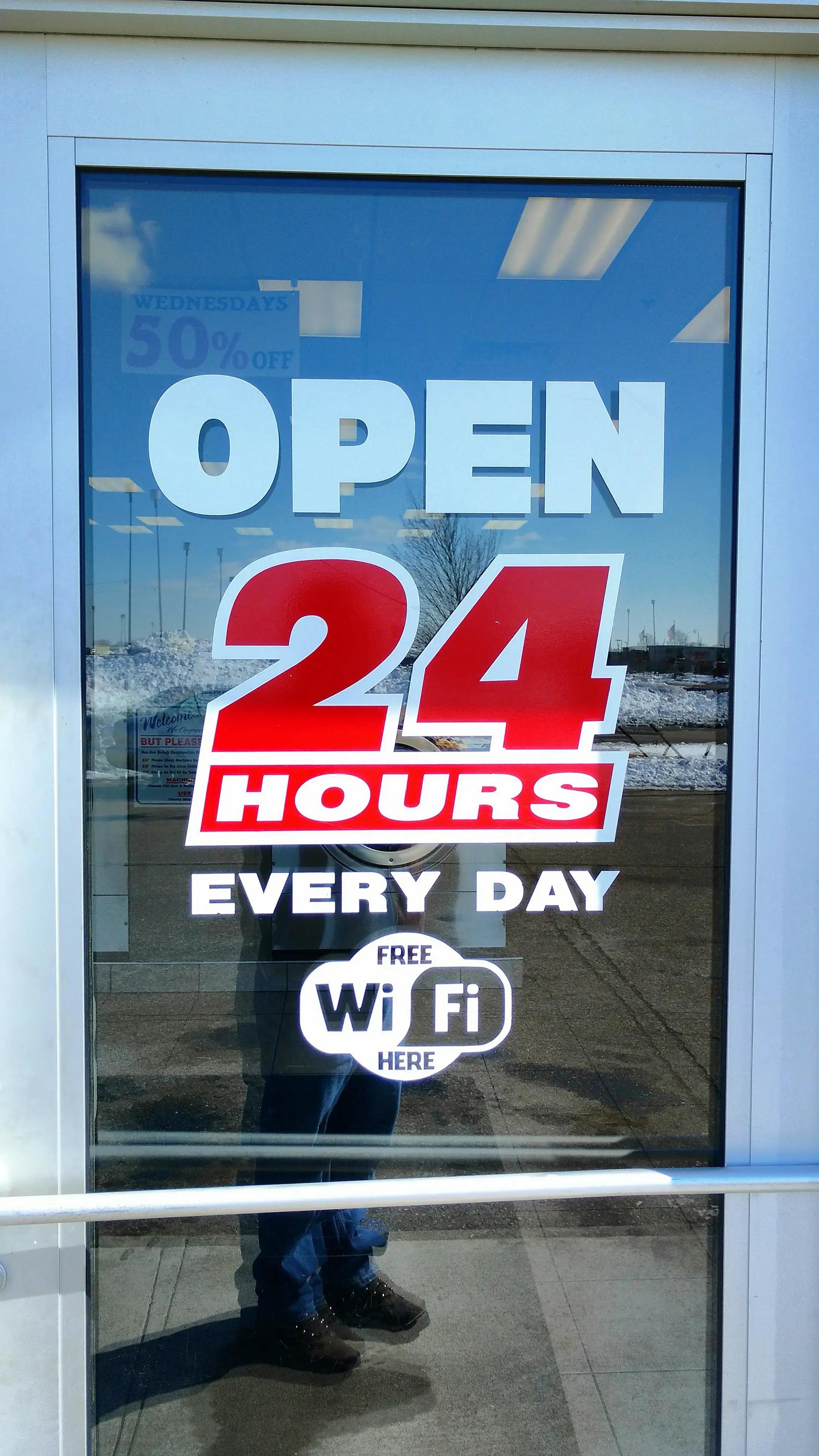 MEGA Coin Laundry Mankato thumbnail 5