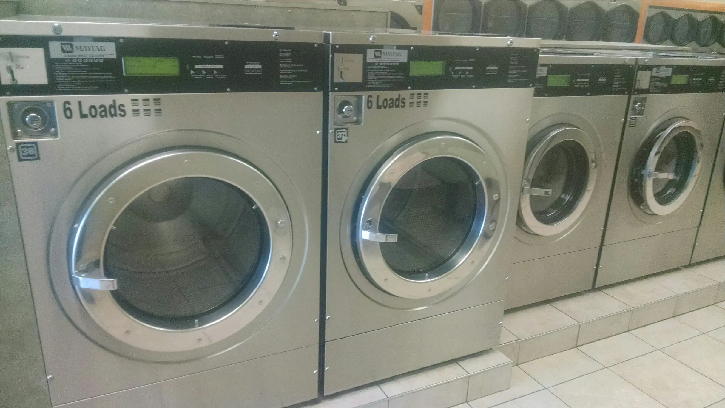 MEGA Coin Laundry Mankato - Image 7