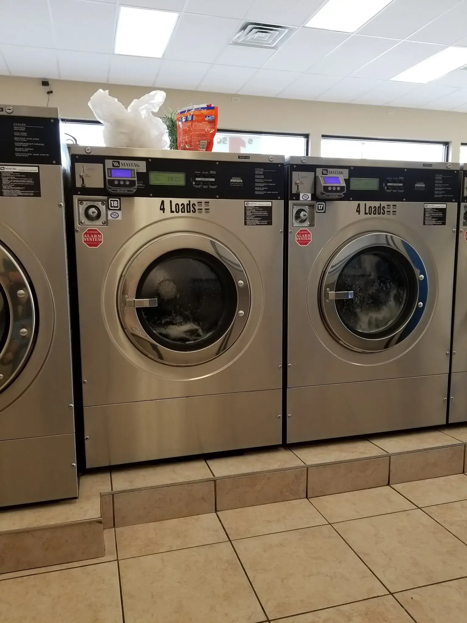 Mega Coin Laundry thumbnail 12