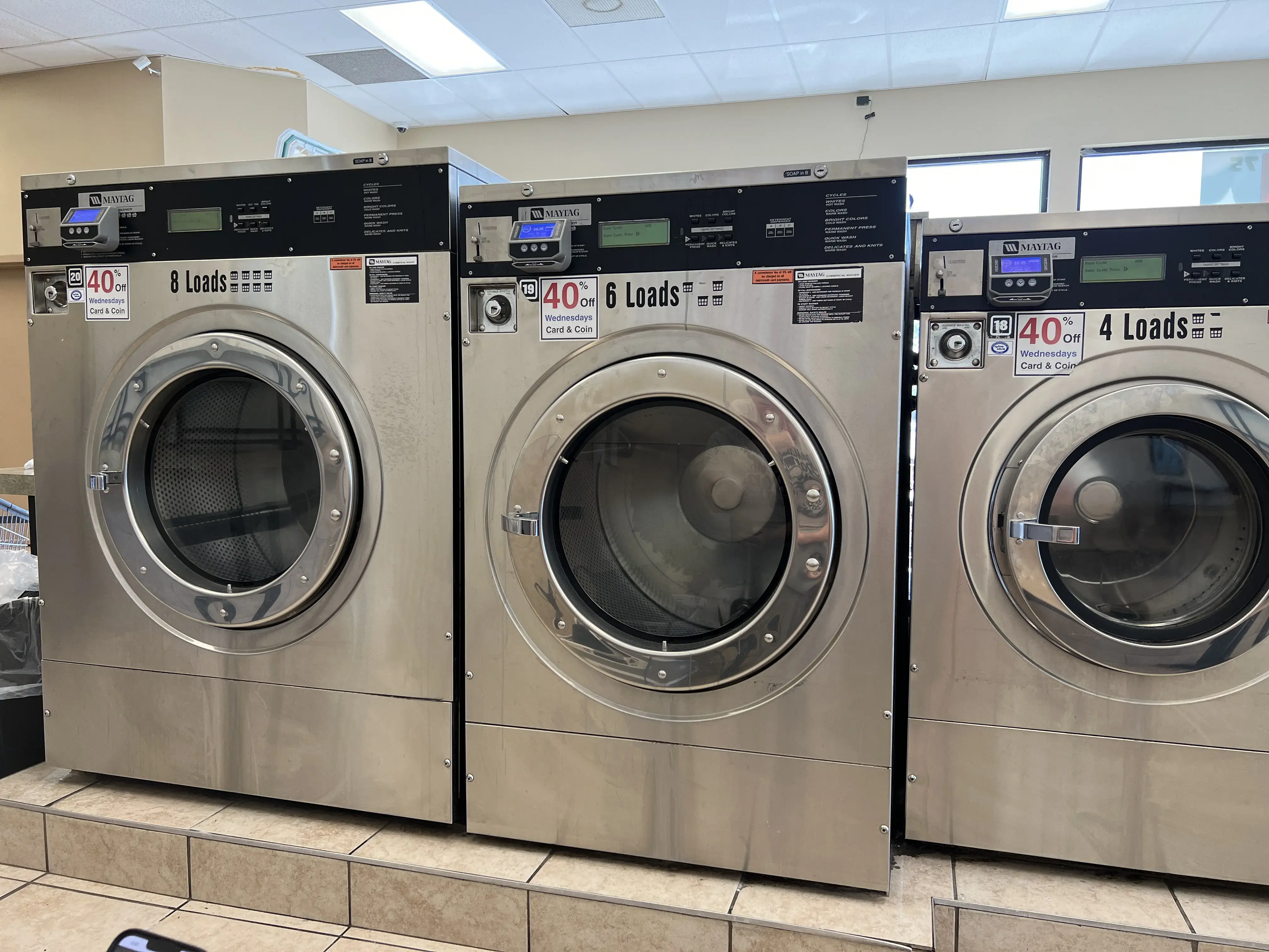 Mega Coin Laundry thumbnail 11