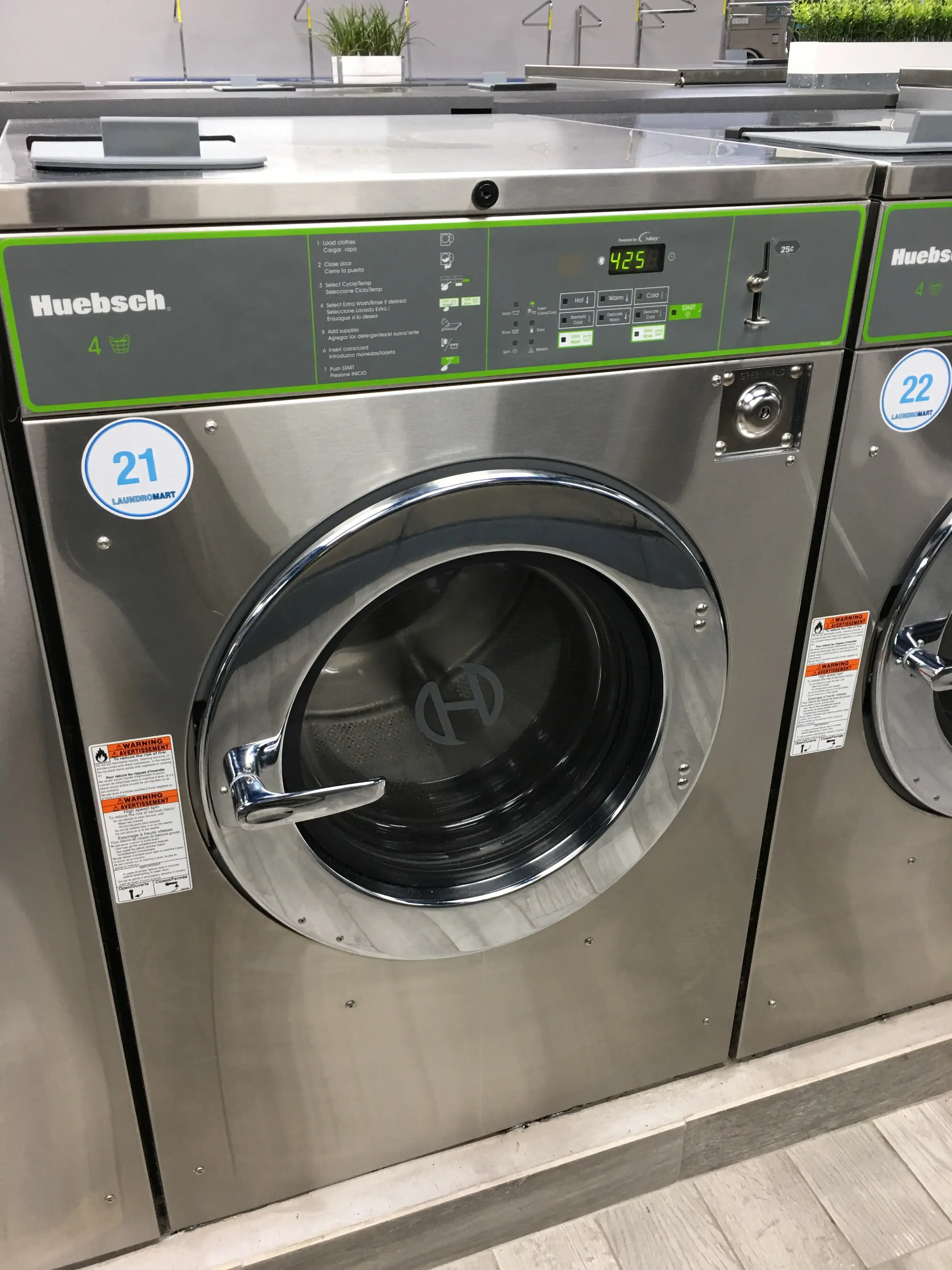 Mega Coin Laundry/Laundromart thumbnail 17