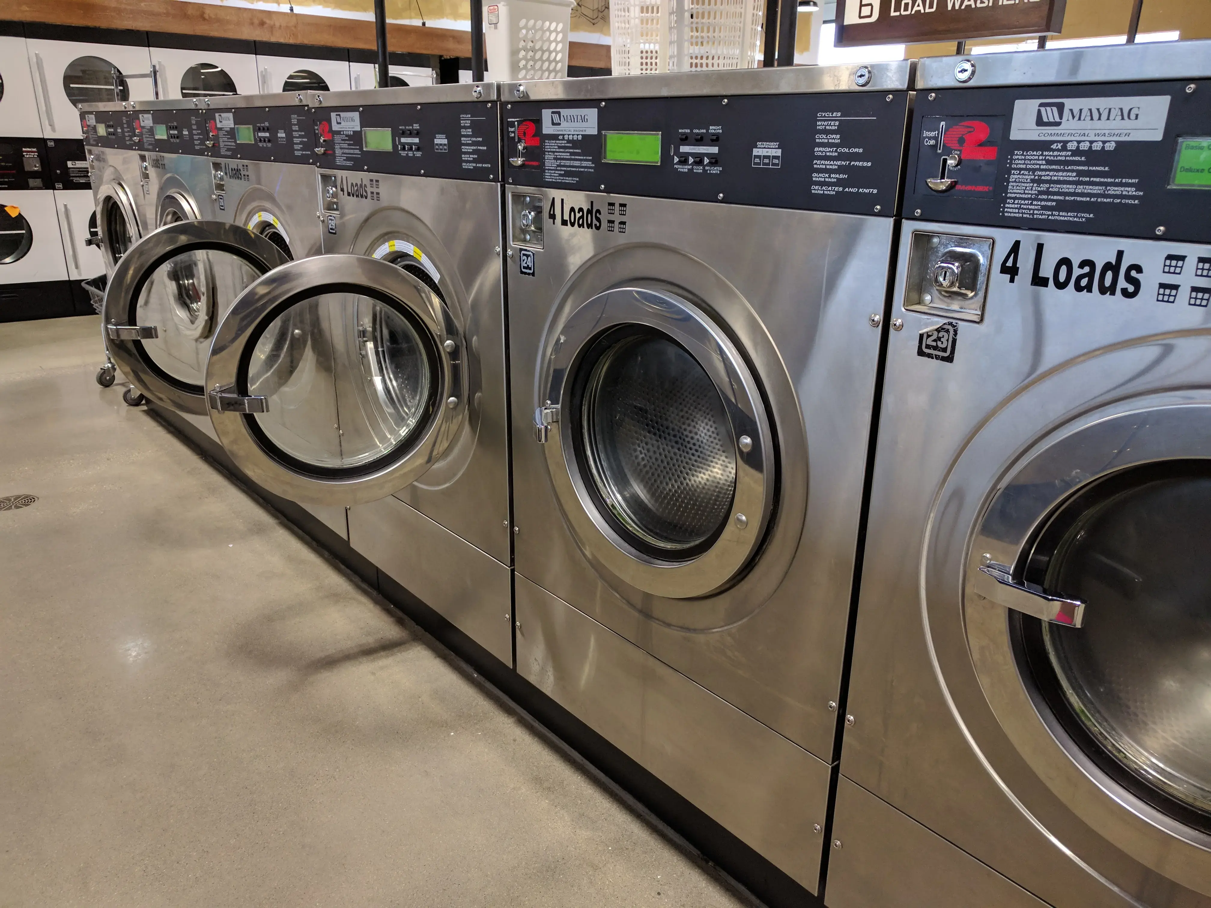Mega Express Laundry thumbnail 2