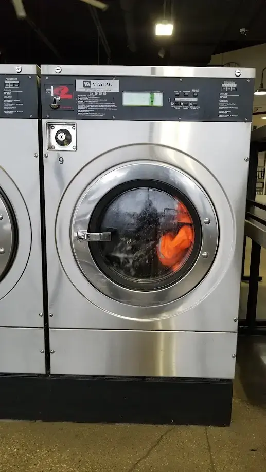 Mega Express Laundry thumbnail 13