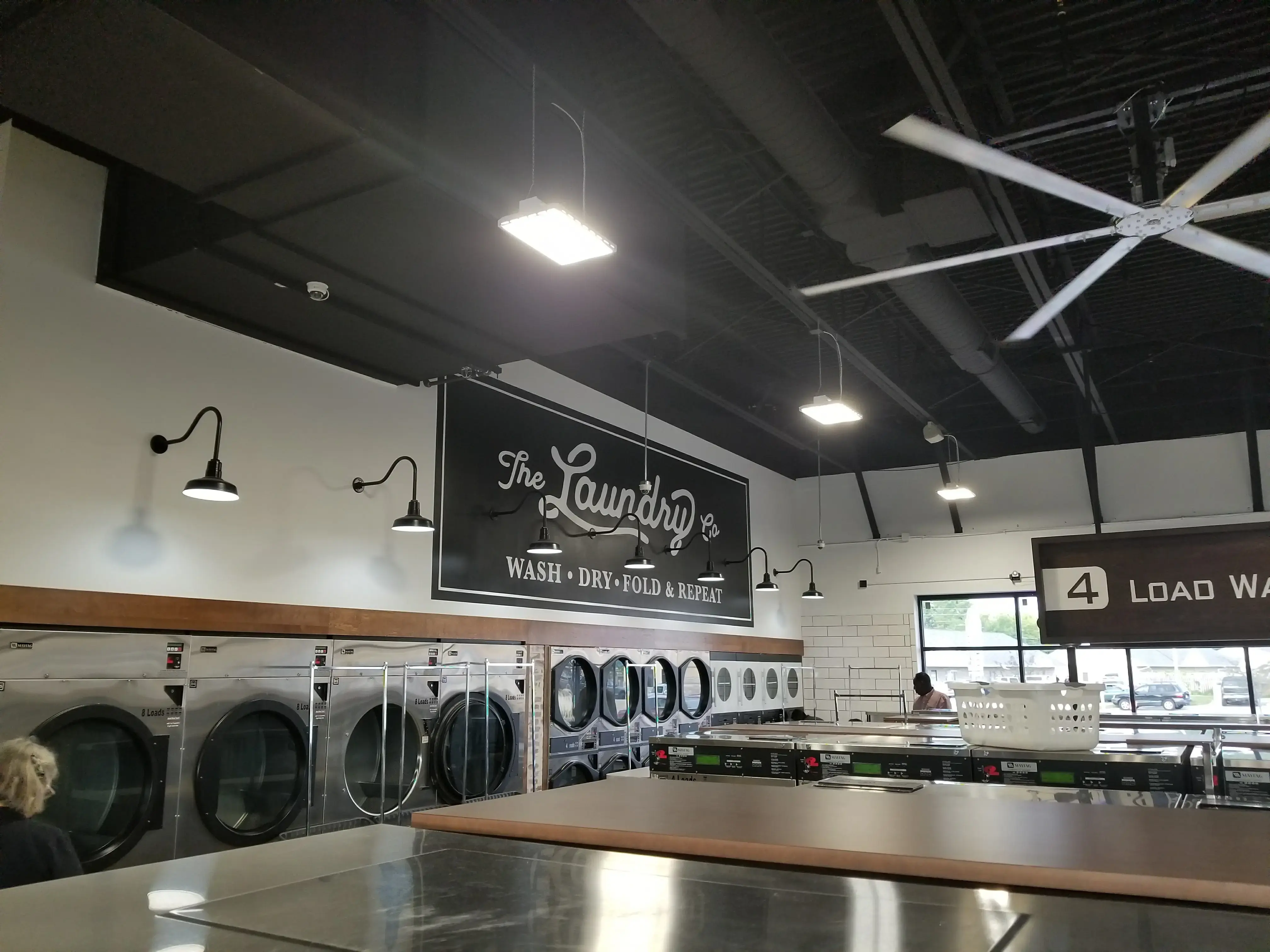Mega Express Laundry thumbnail 14