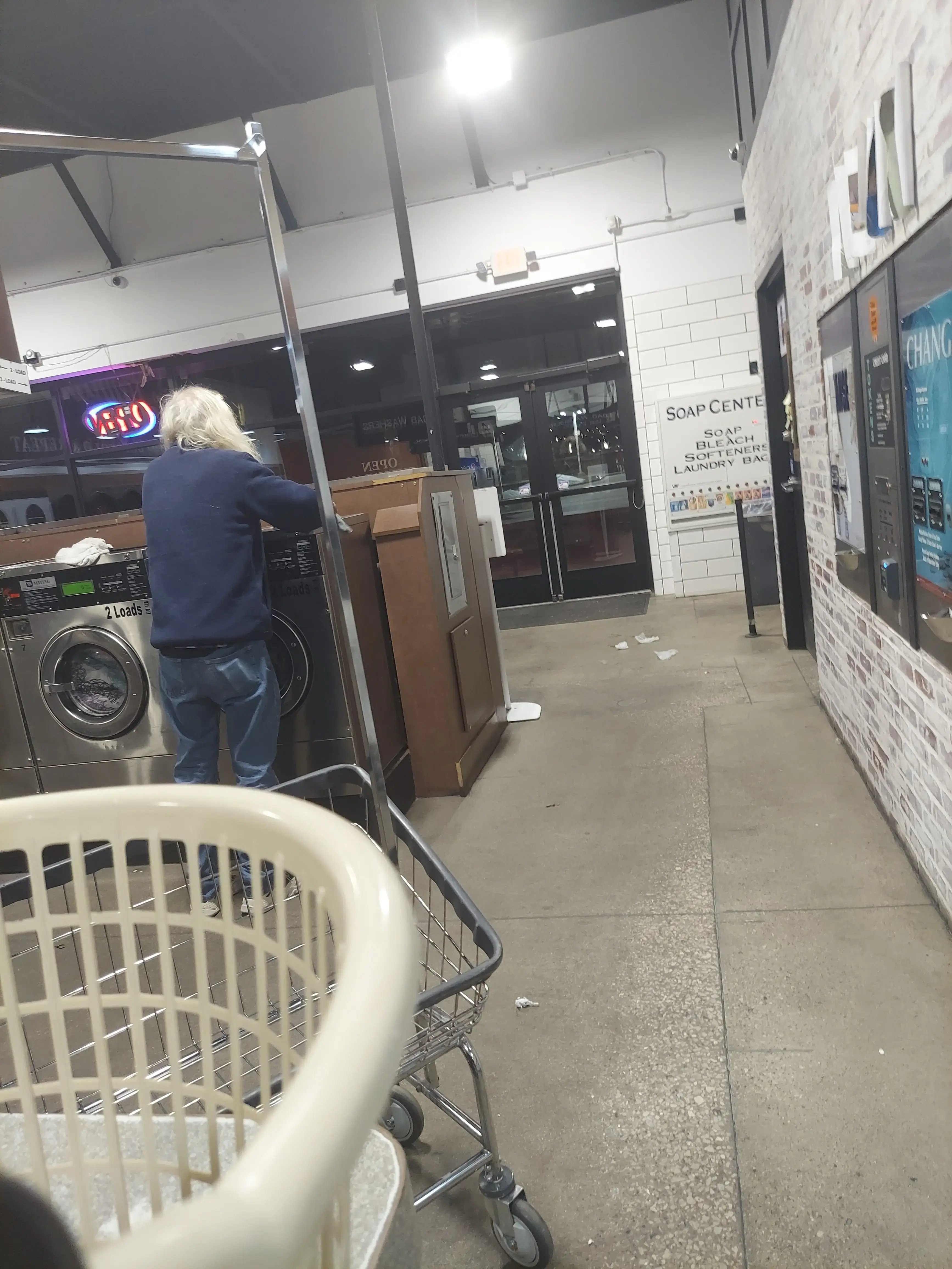 Mega Express Laundry - Image 20