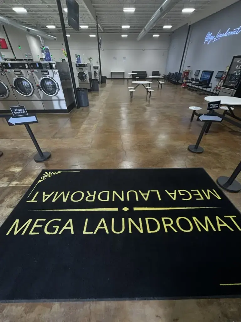 Mega Laundromat - Image 7