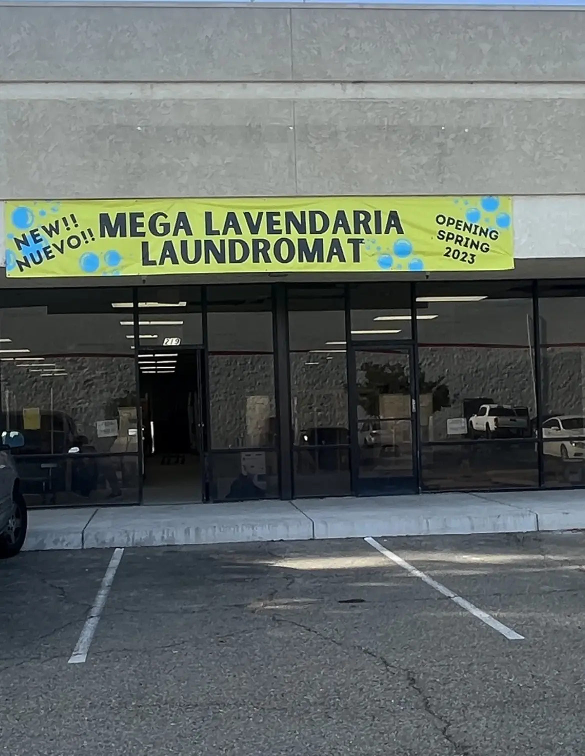 Mega Lavanderia - Image 7
