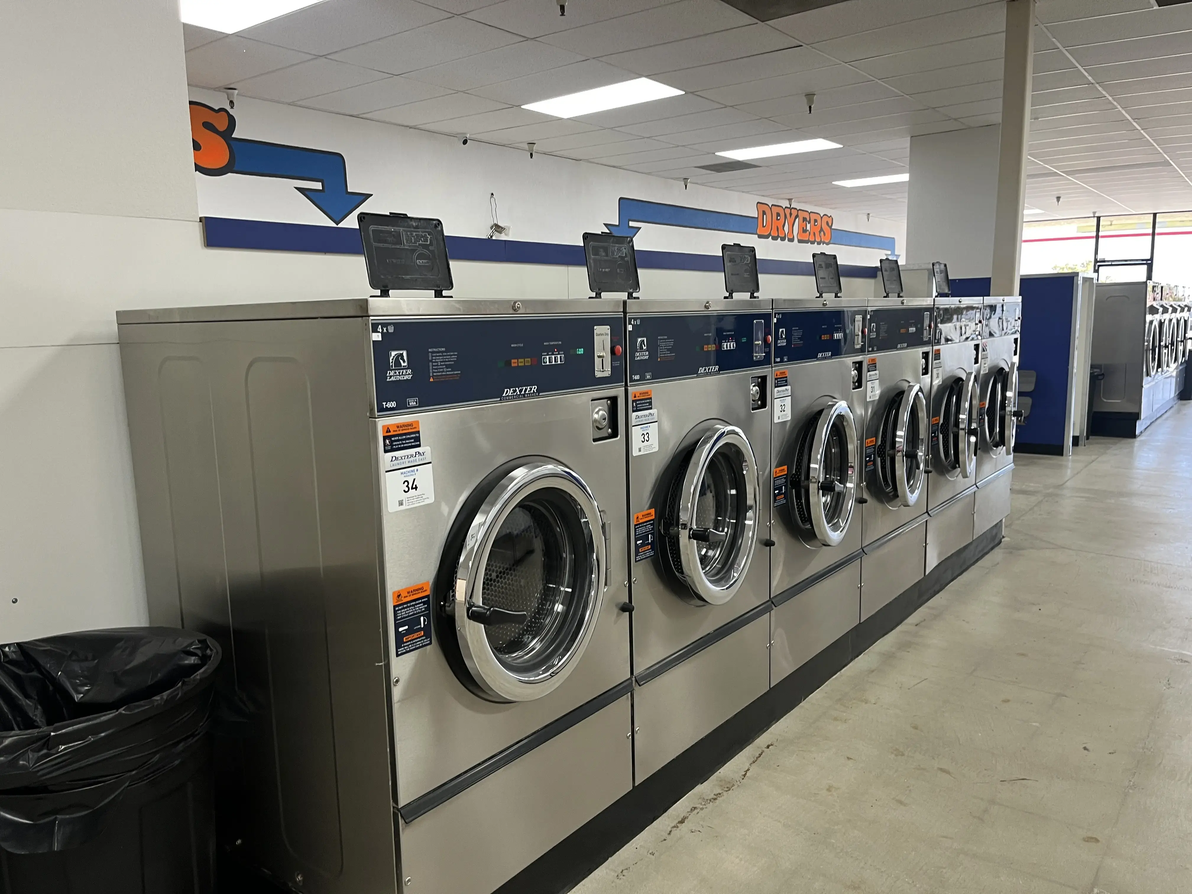 Mega Lavanderia - Image 1