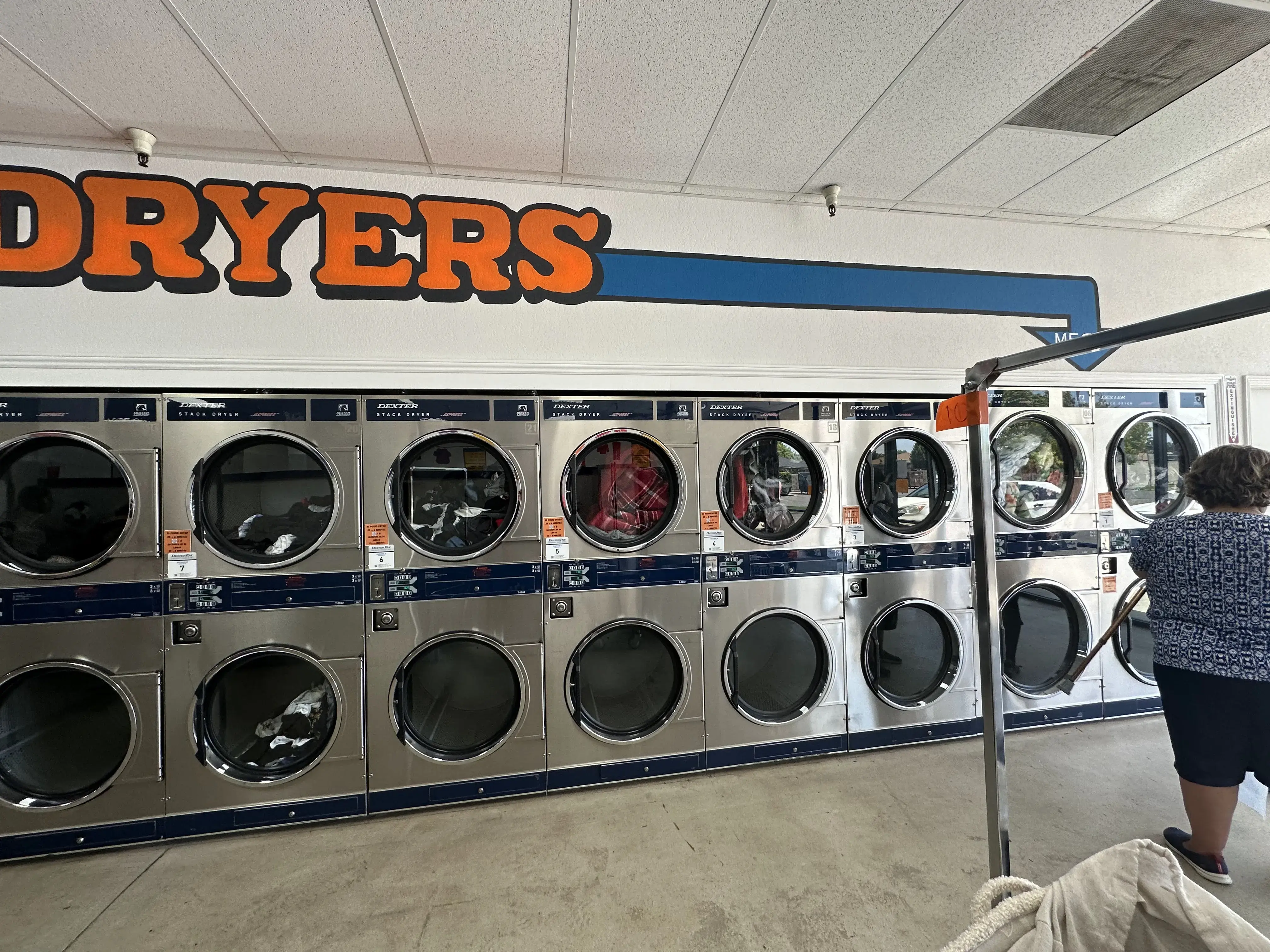 Mega Lavanderia thumbnail 11