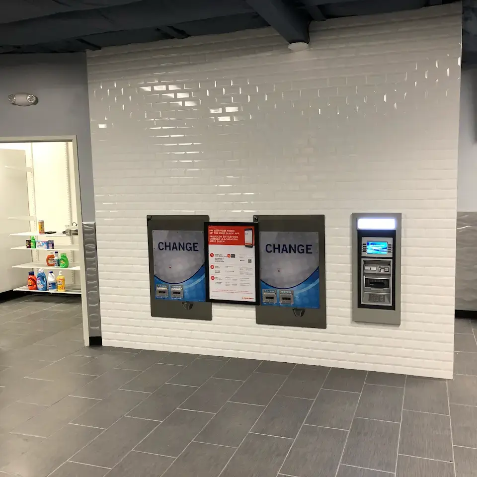 MegaWash Laundromat - Image 3