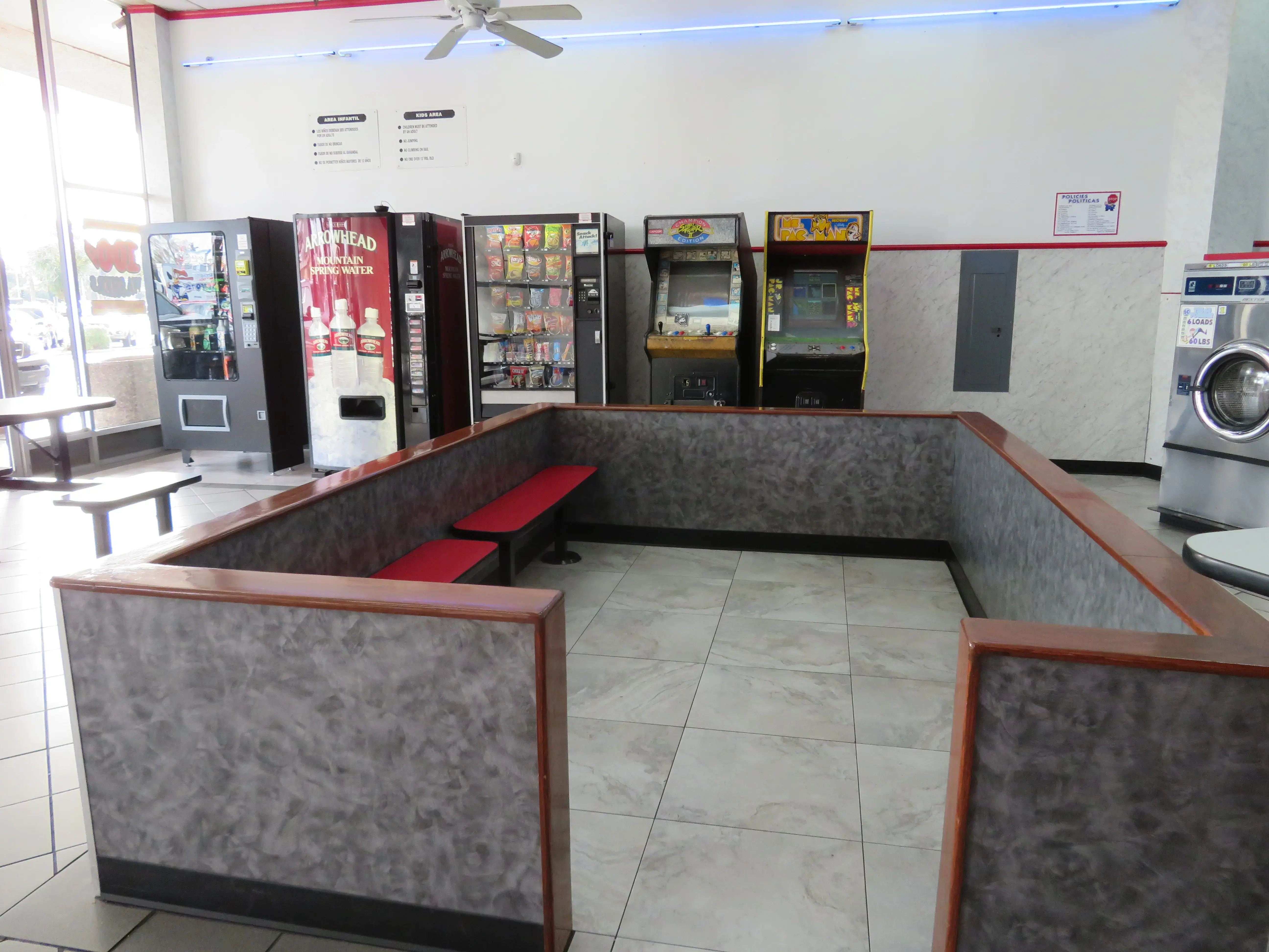 MegaWash Laundromat thumbnail 8