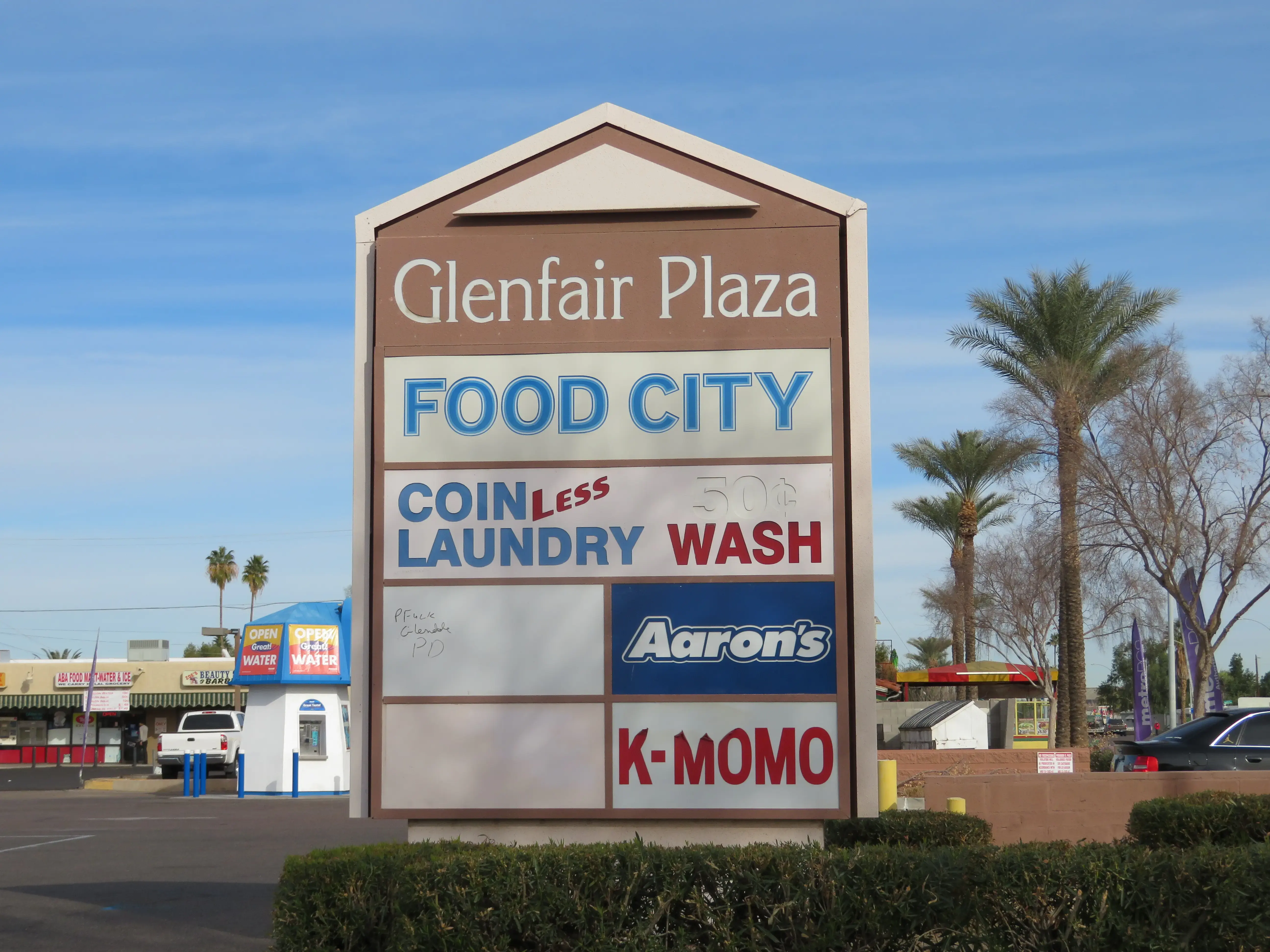 MegaWash Laundromat location