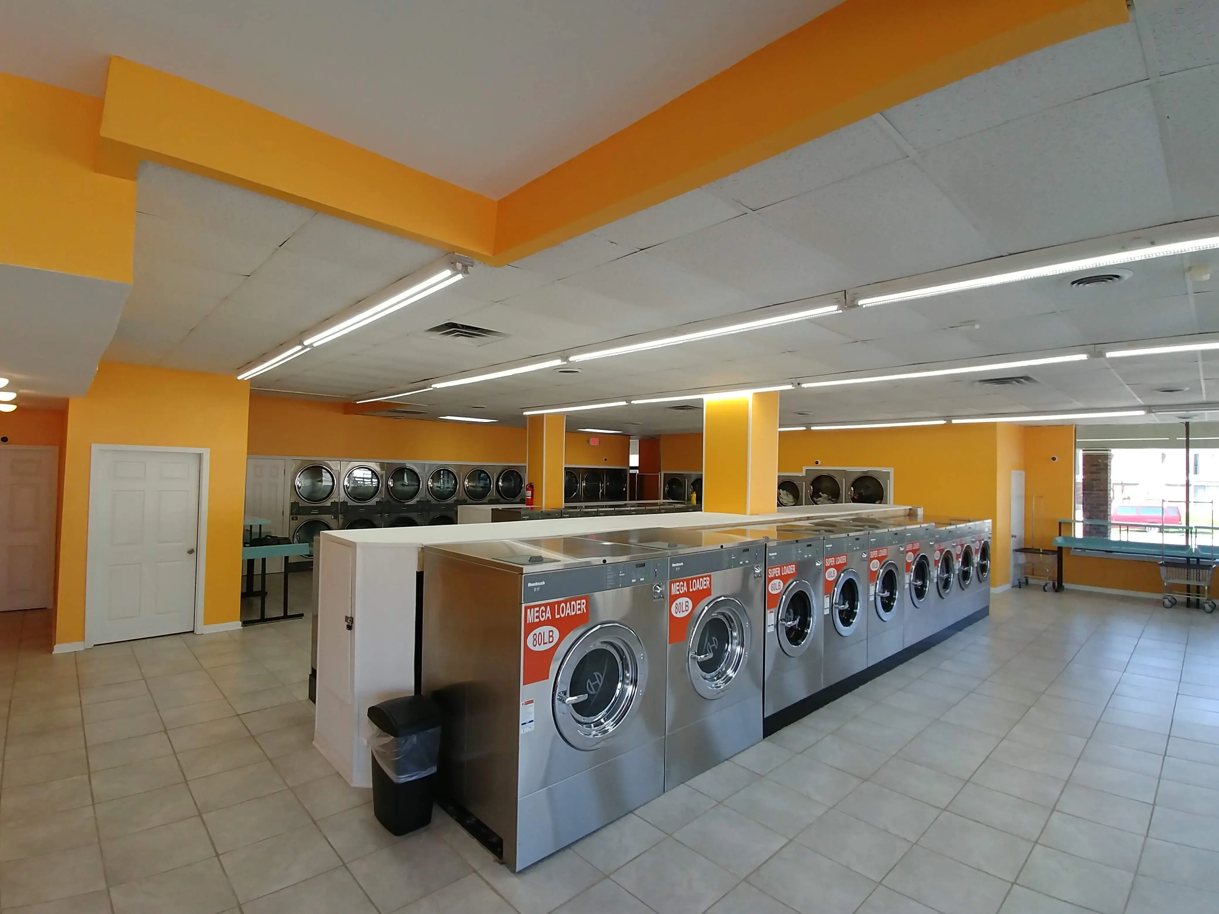MEGAWASH LAUNDROMAT thumbnail 16