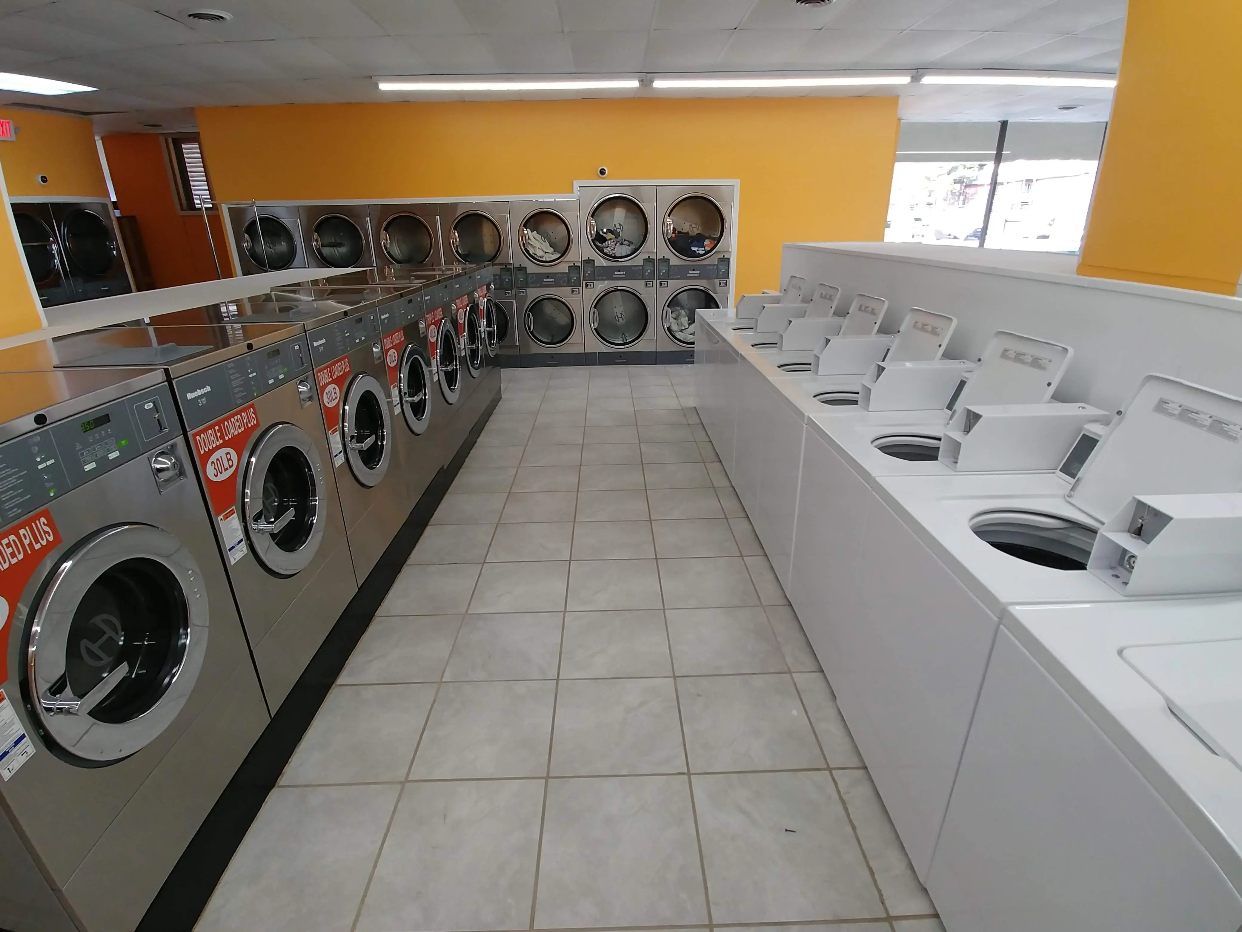 MEGAWASH LAUNDROMAT - Image 19