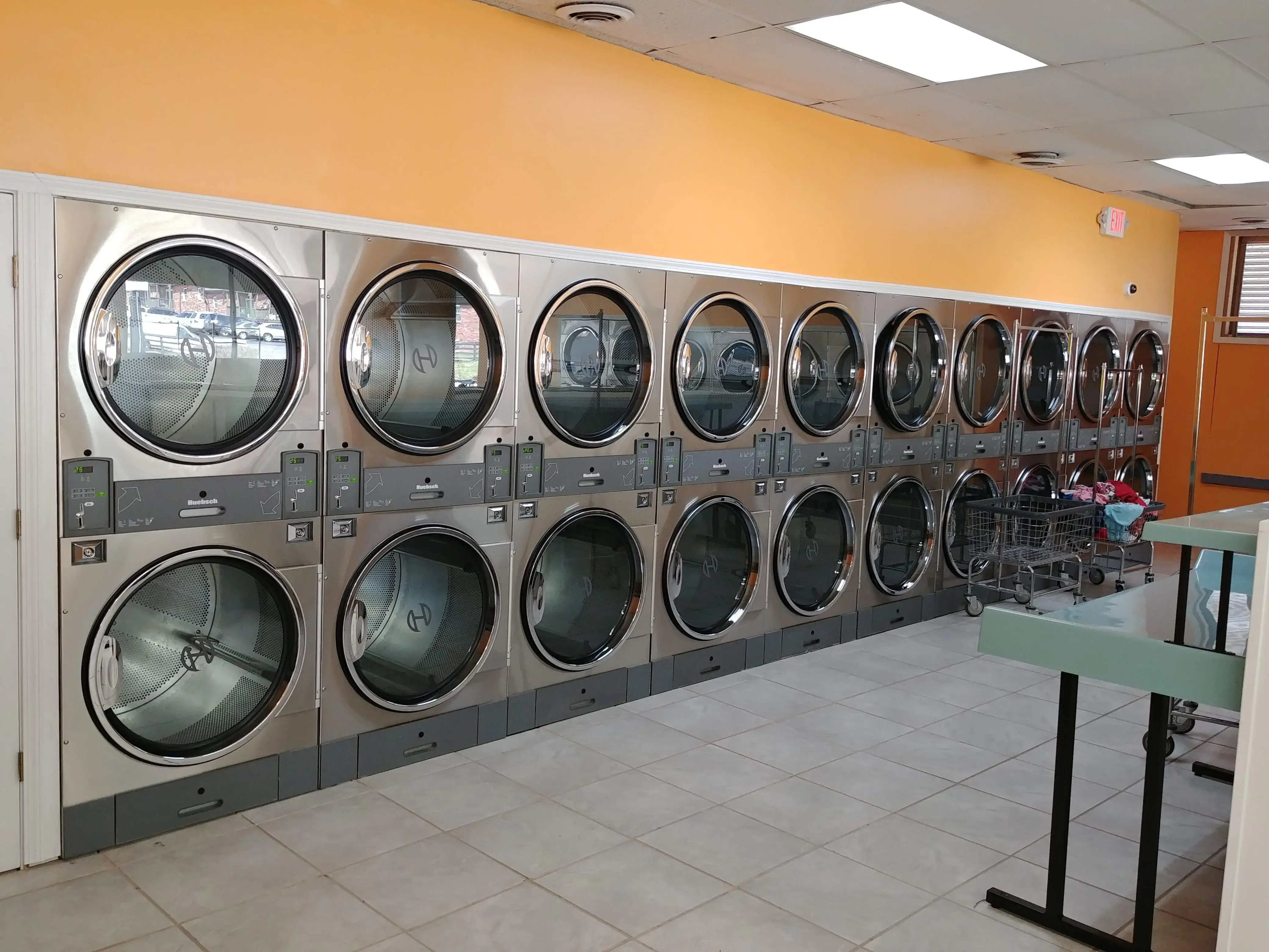 MEGAWASH LAUNDROMAT - Image 14