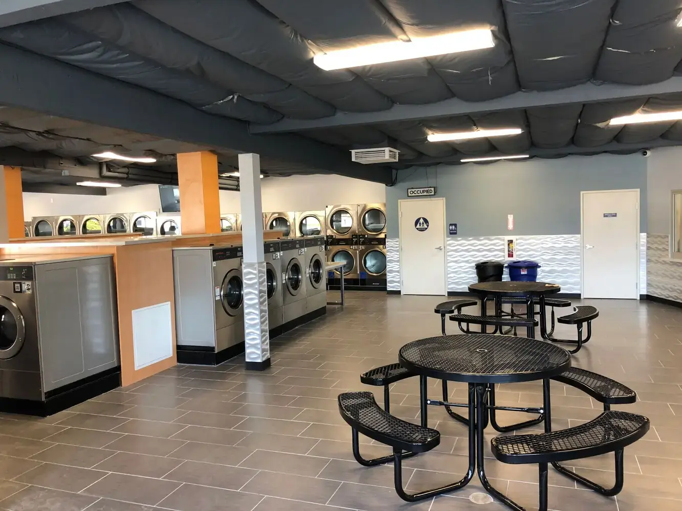 MegaWash Laundromat thumbnail 4
