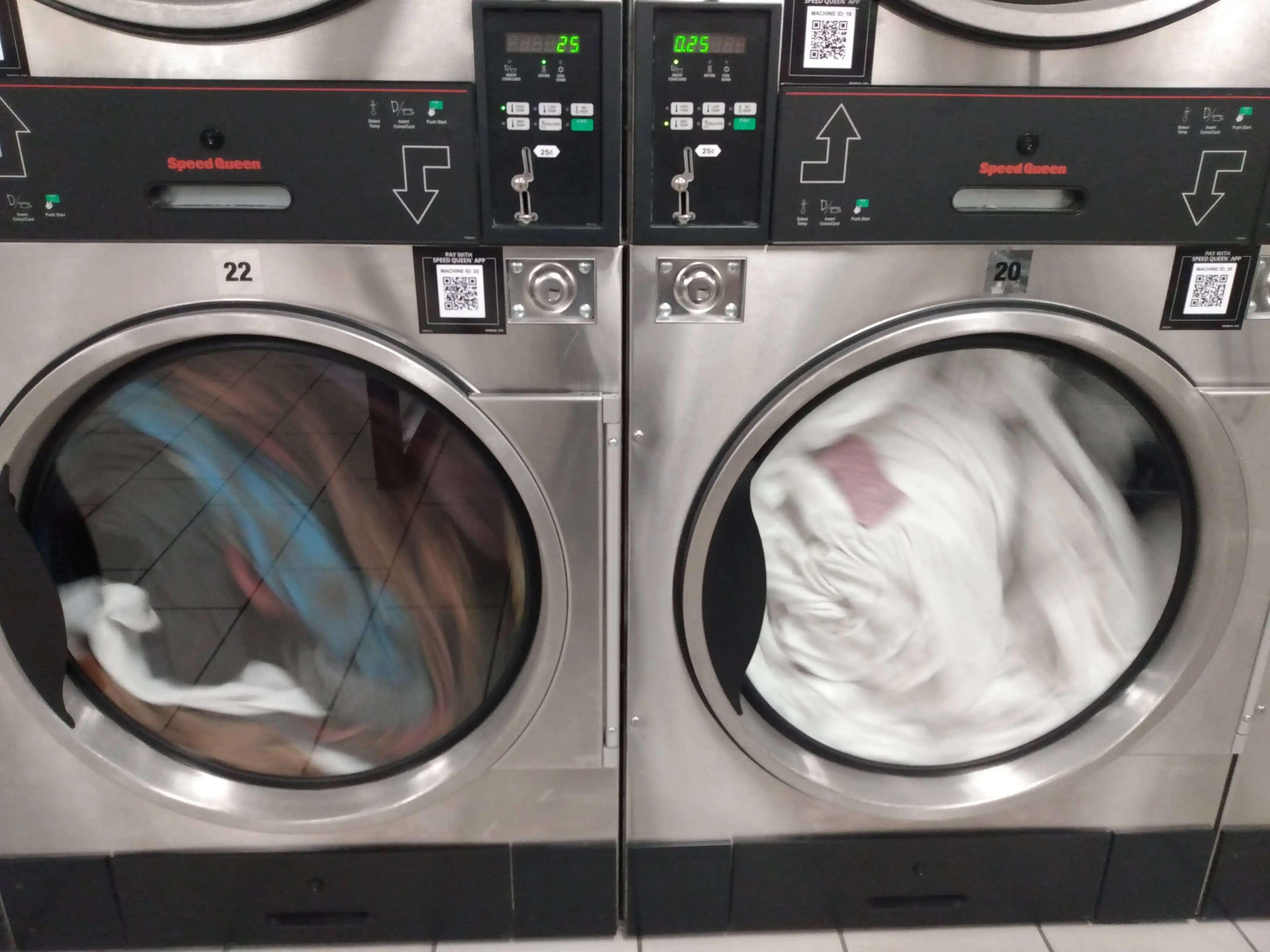 MegaWash Laundromat thumbnail 10