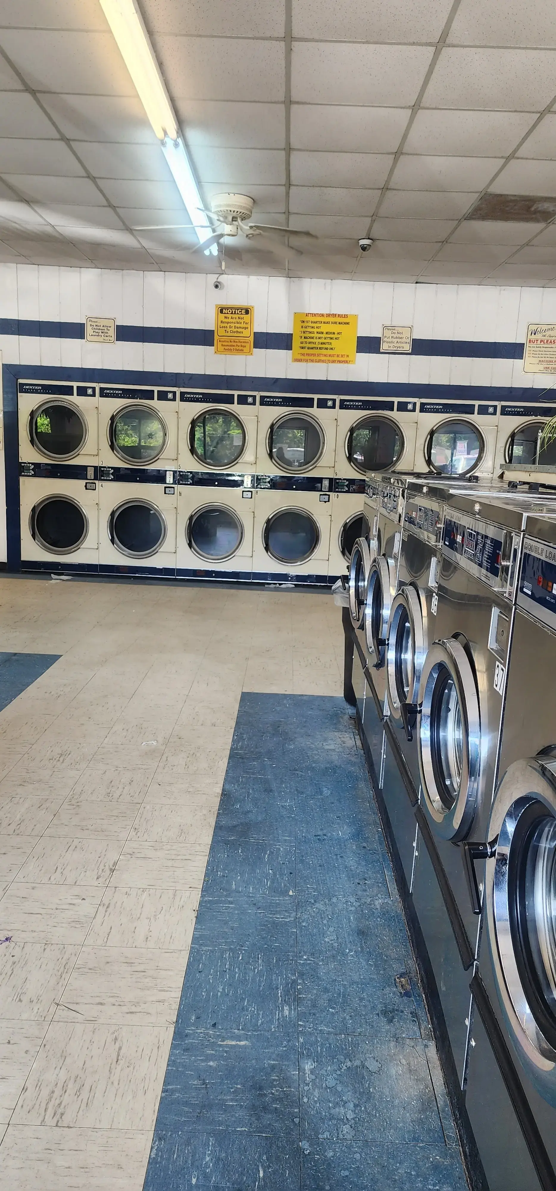 Meis Coin Laundry - Image 8