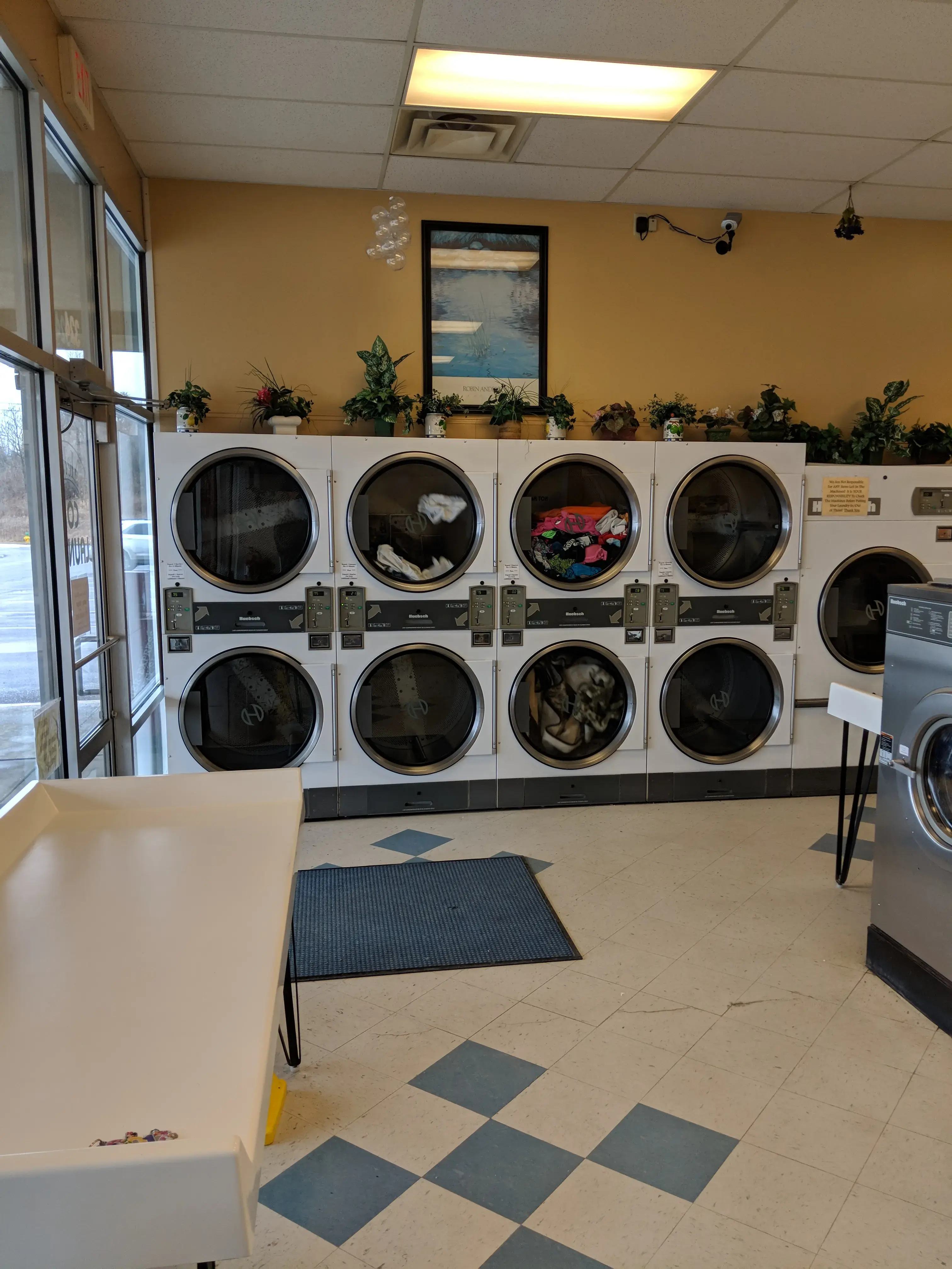 Melillo Coin Laundry - Image 10