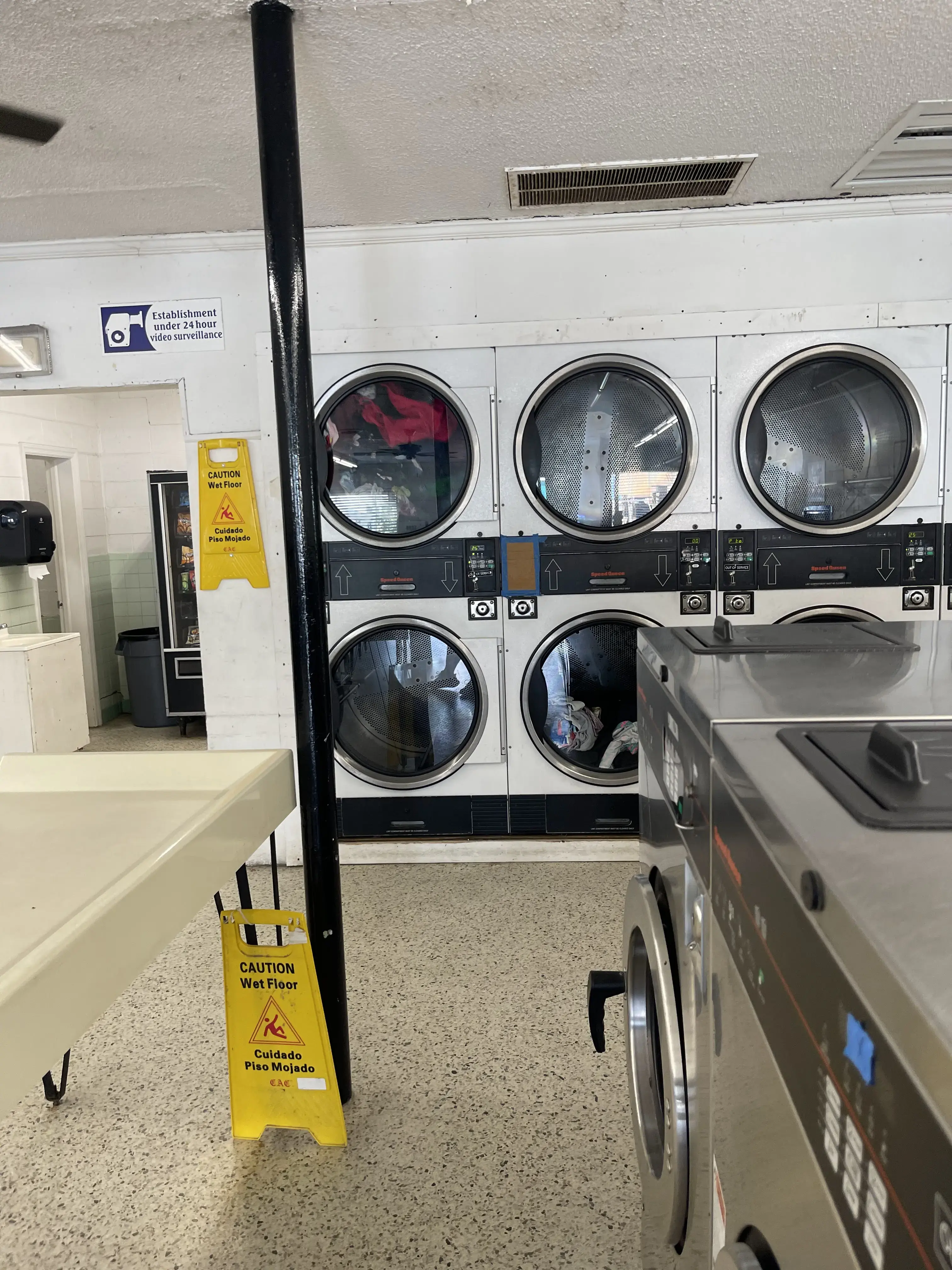 Melissa's Coin Laundry - Image 1