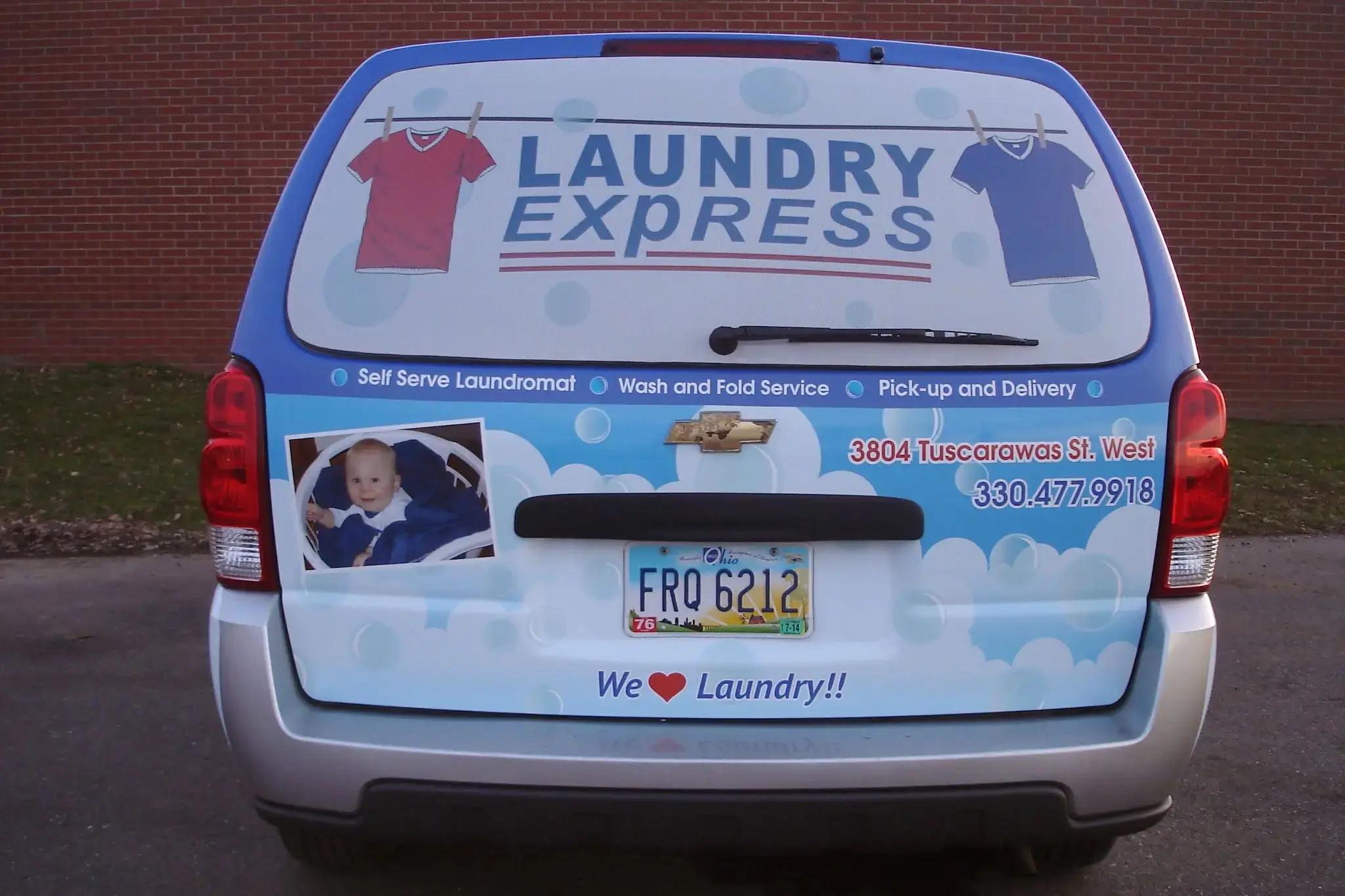 Mellett Plaza Laundry Express - Image 8