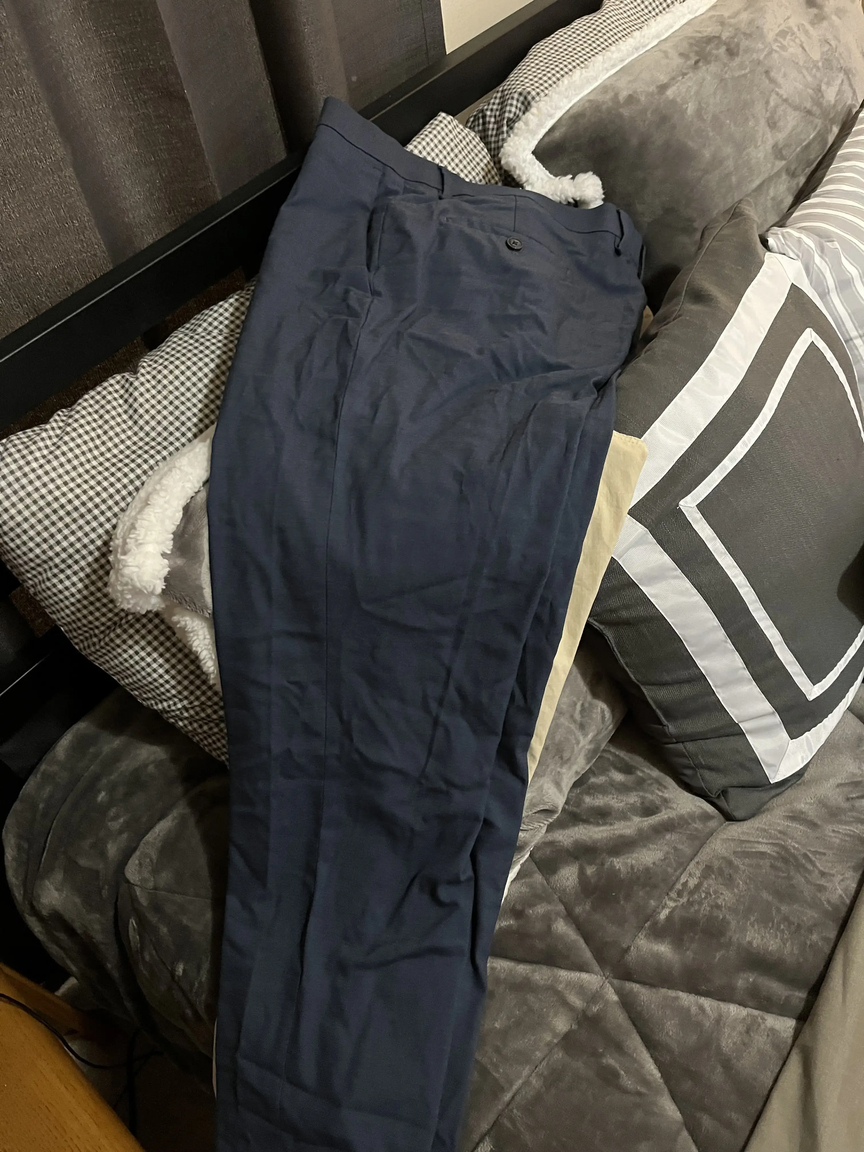 Mellett Plaza Laundry Express thumbnail 3