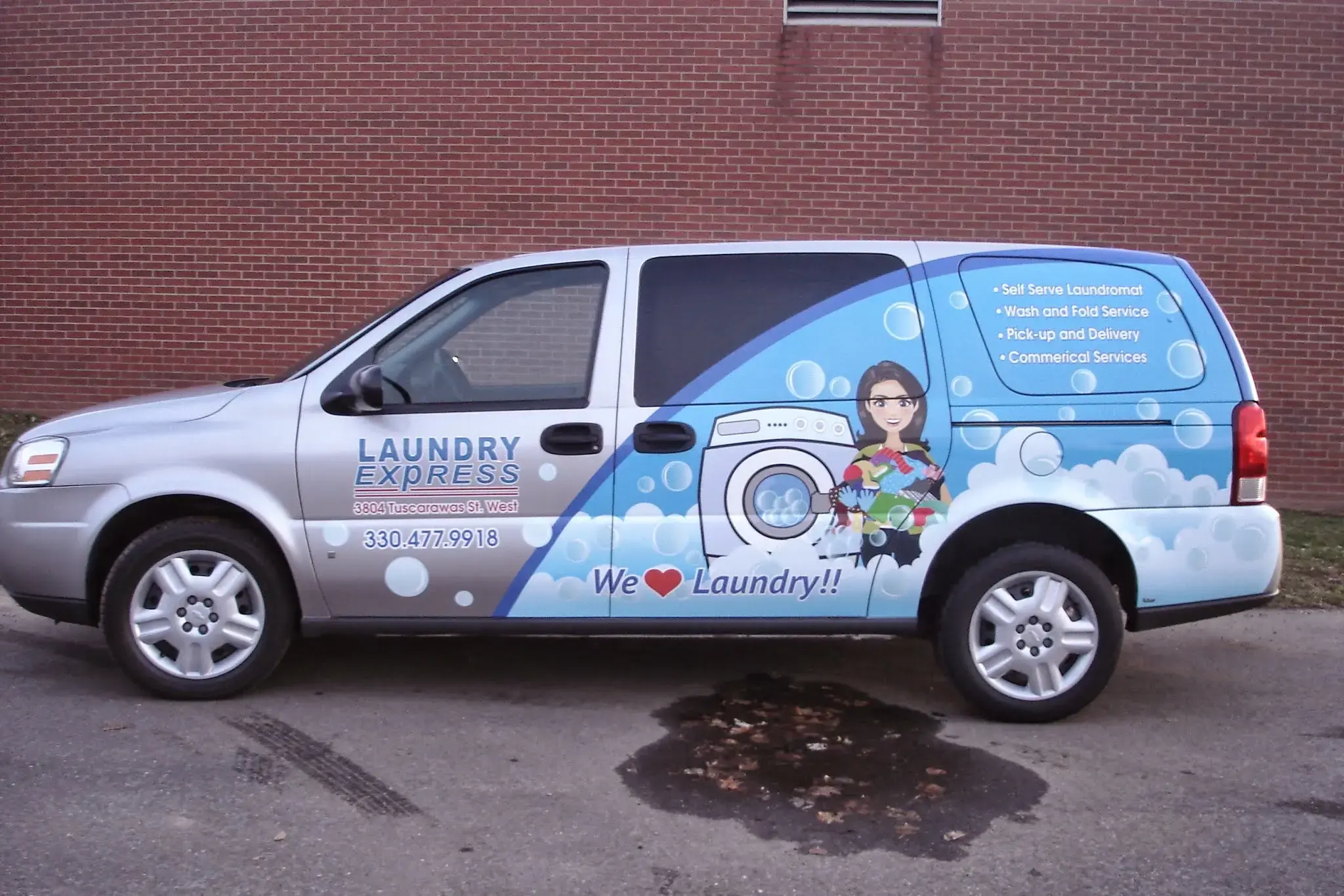 Mellett Plaza Laundry Express - Image 14
