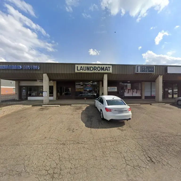 Mellett Plaza Laundry Express thumbnail 18
