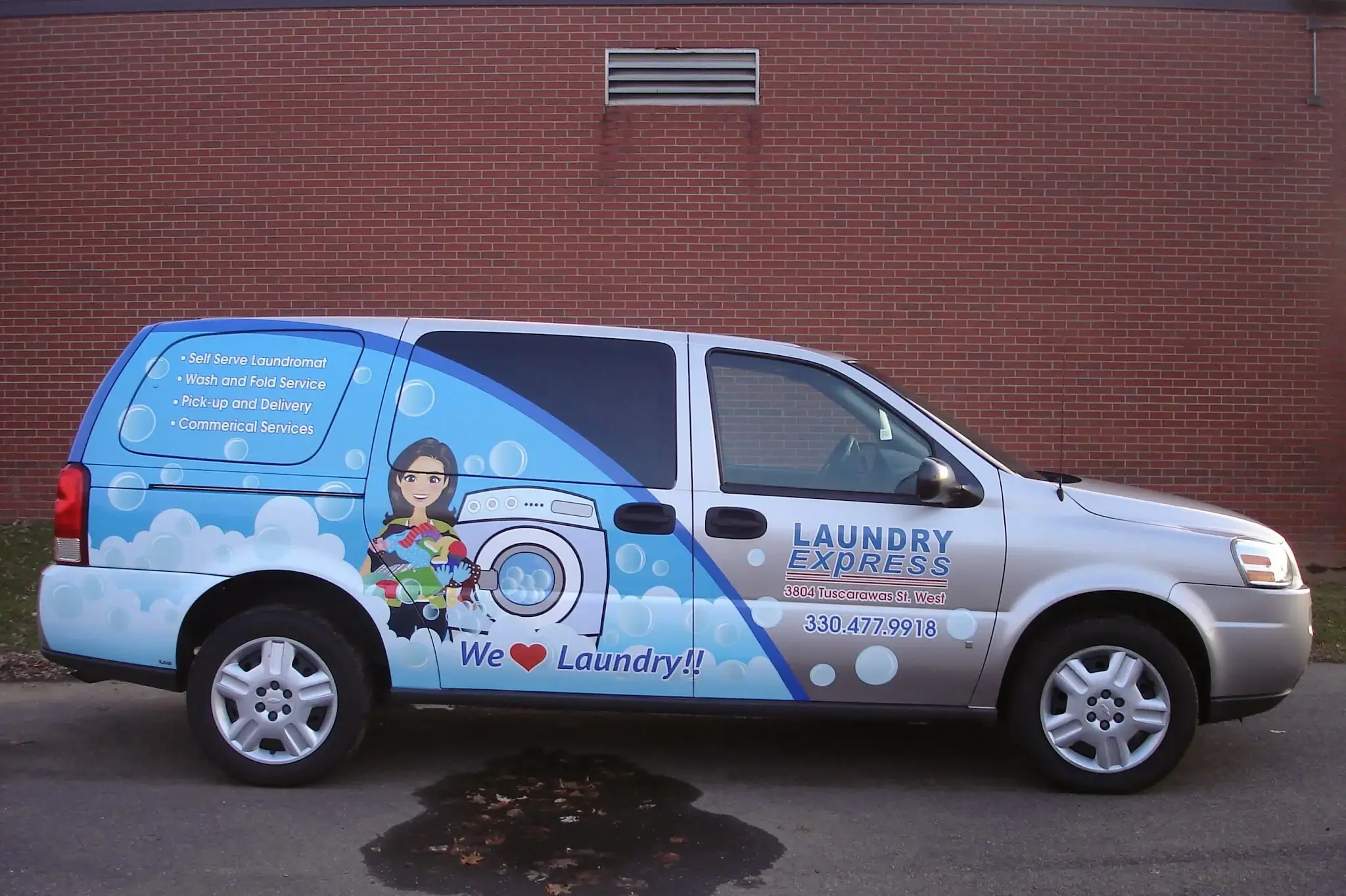 Mellett Plaza Laundry Express - Image 2