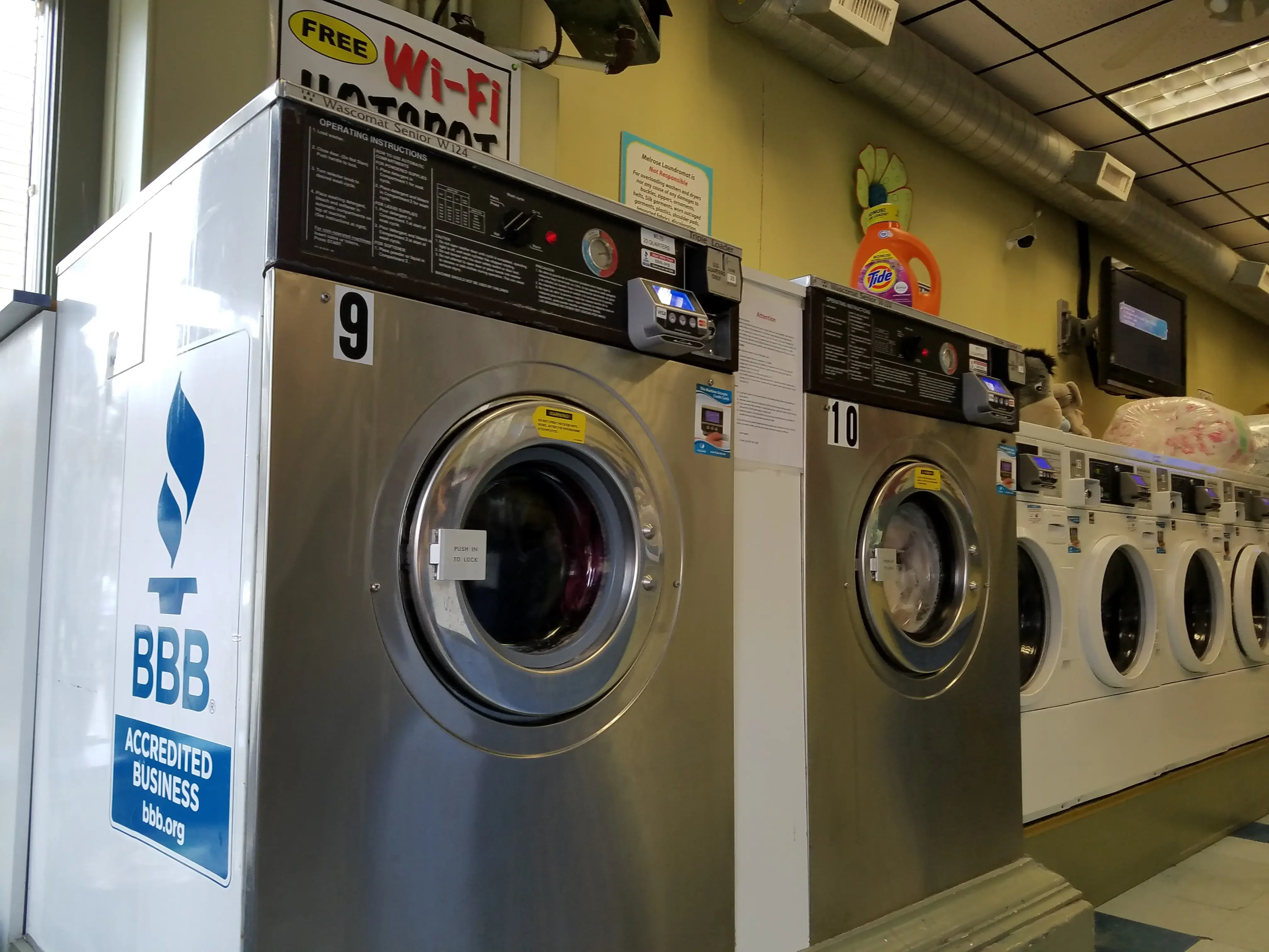 Melrose Laundromat thumbnail 1