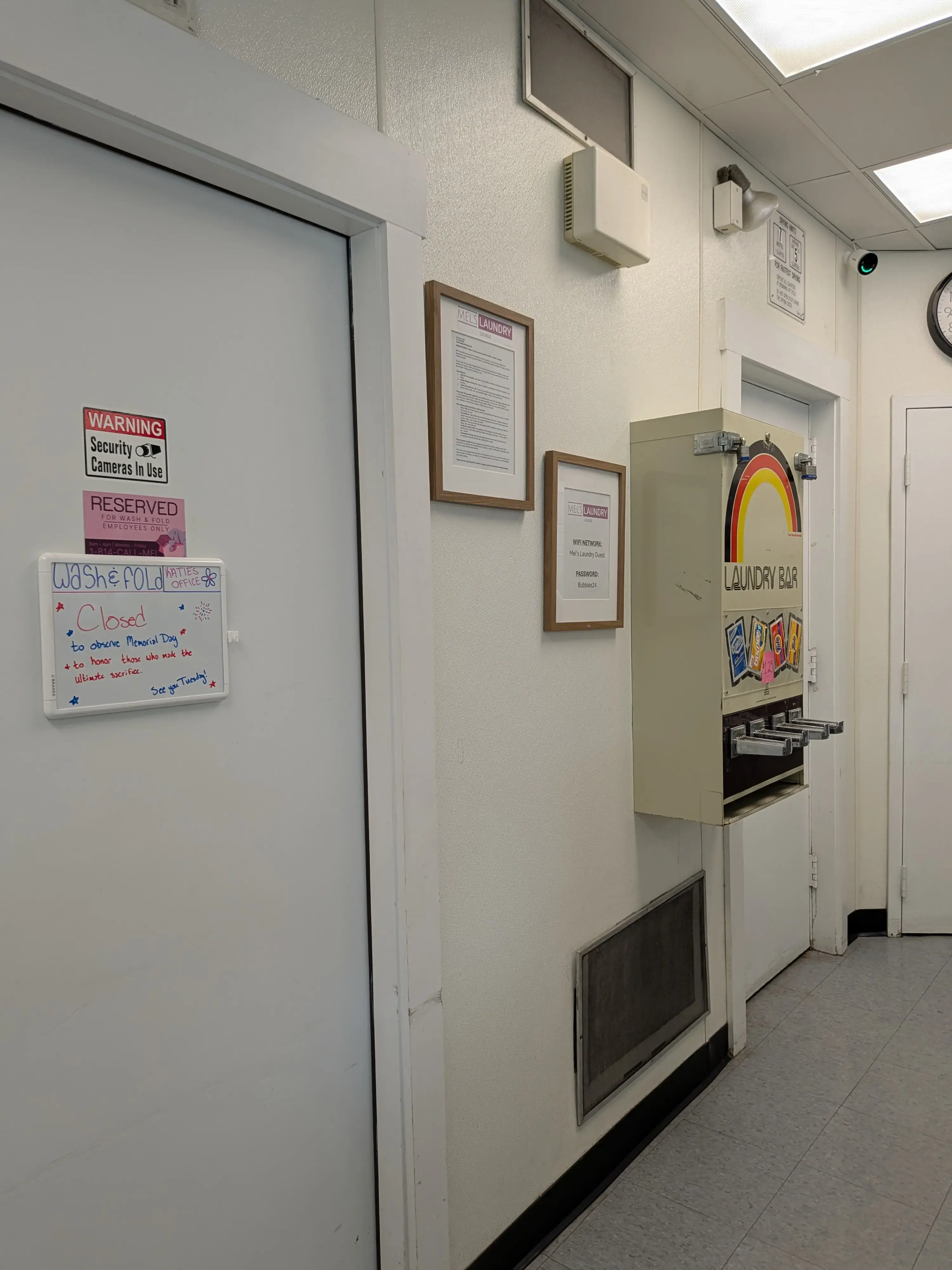 Mel's Laundry Lounge - Image 6