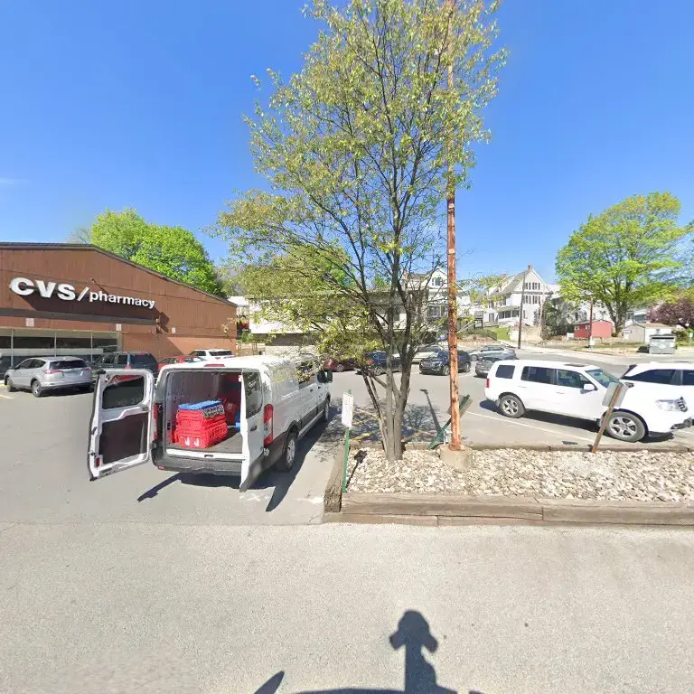 Mel's Laundry Lounge - Image 12