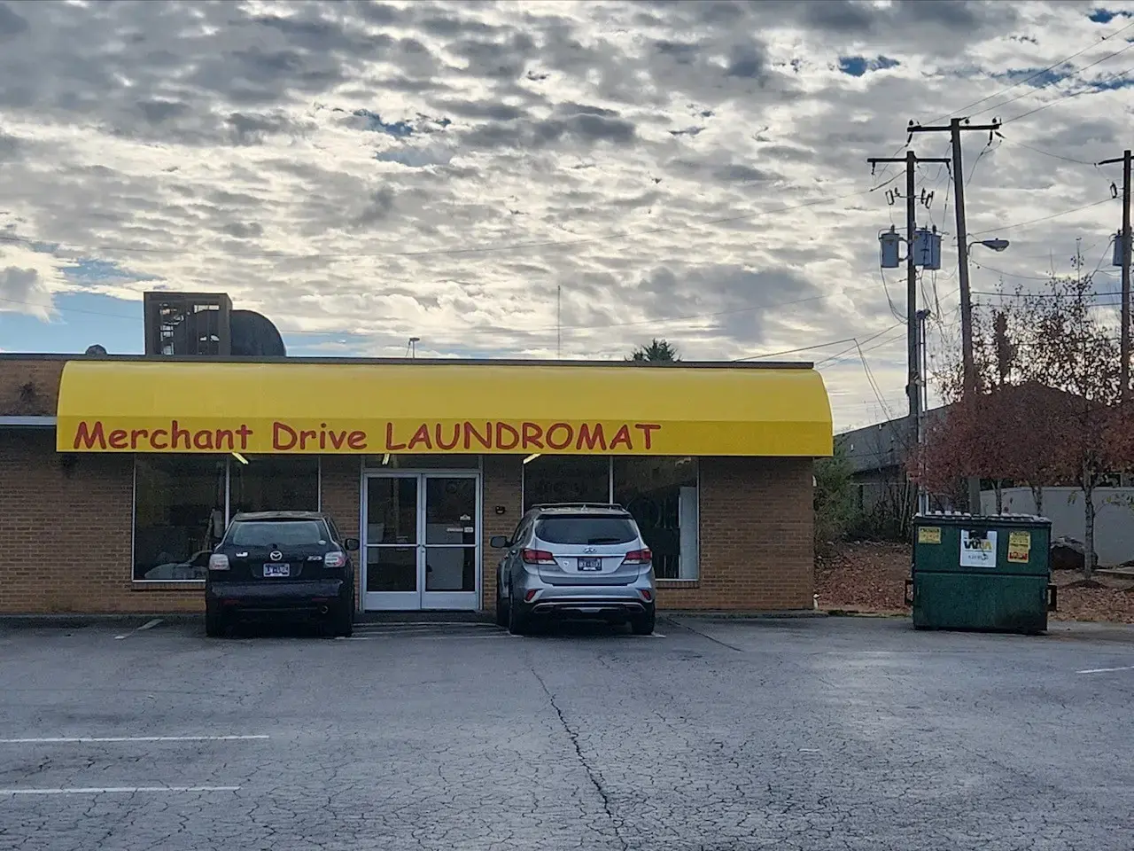 Merchant Drive Laundromat - Image 4