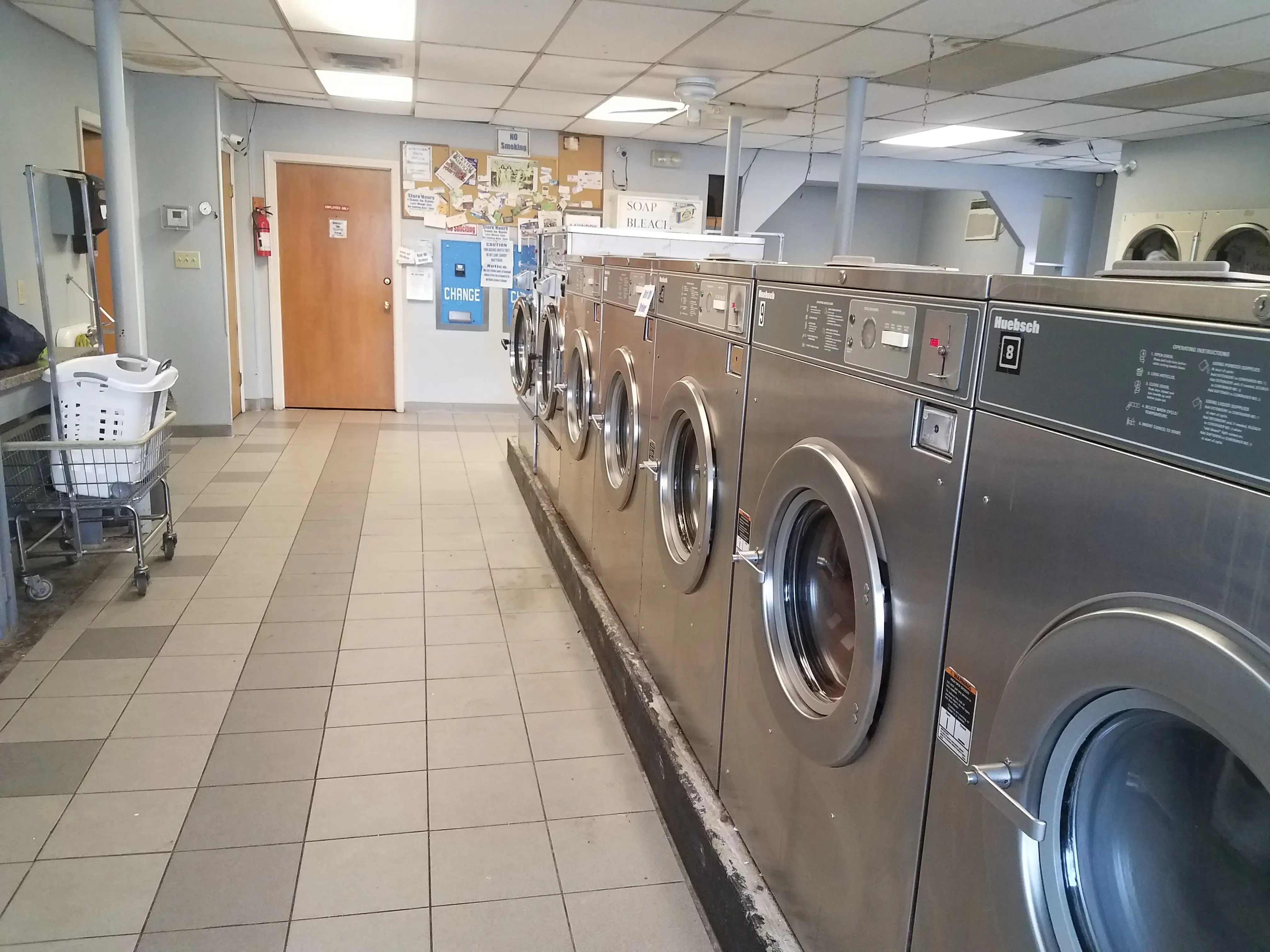 Meriden Laundry Center - Image 4