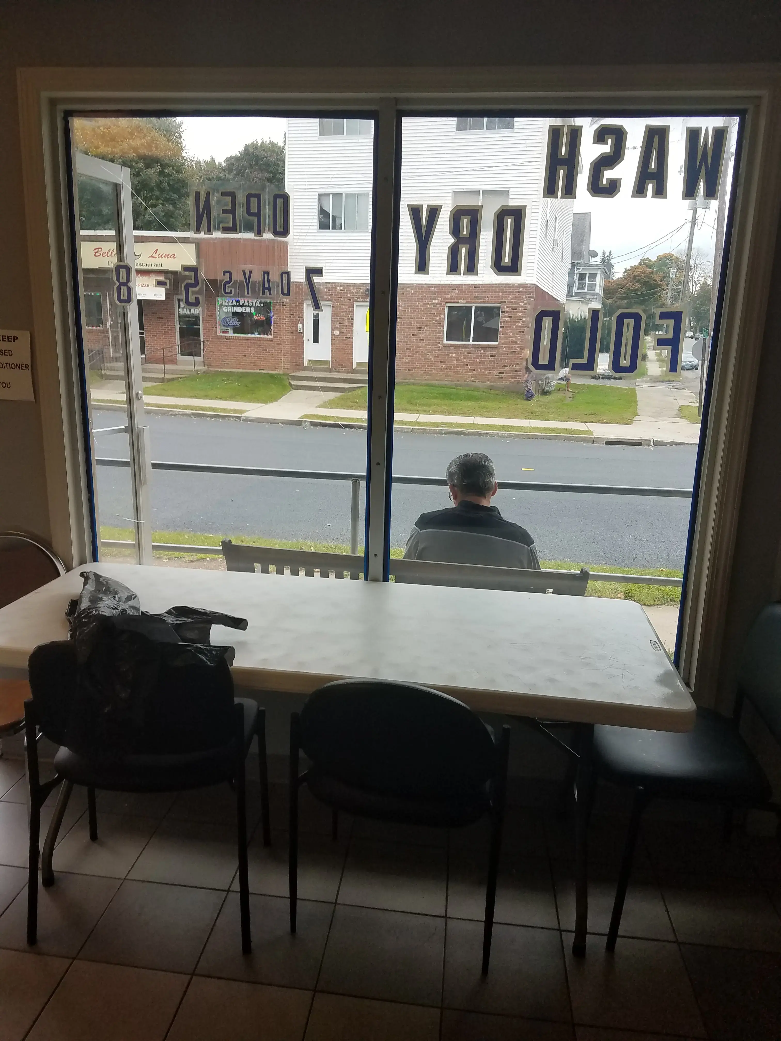 Meriden Laundry Center thumbnail 7