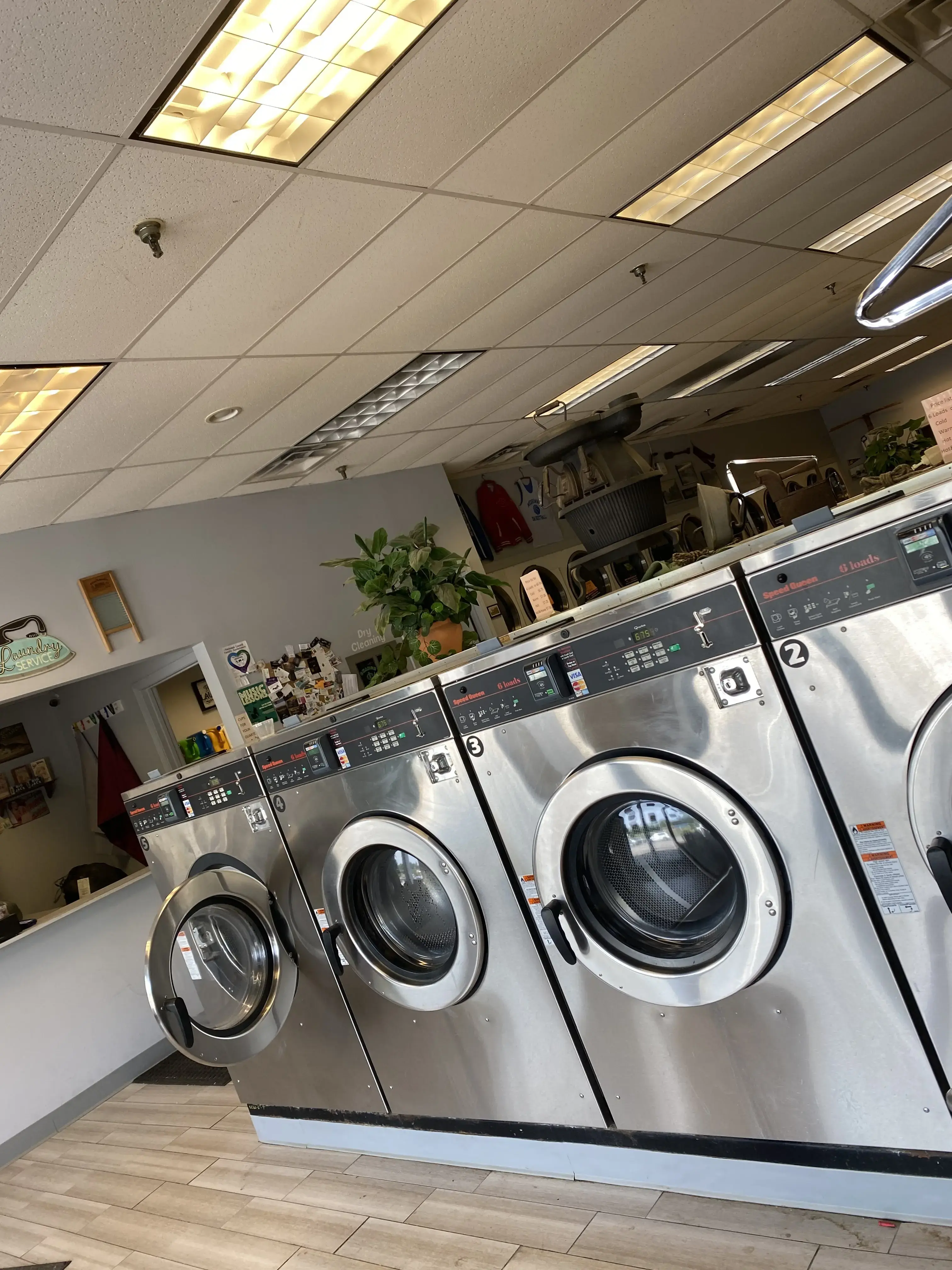 Merrimack Commons Laundromat - Image 18