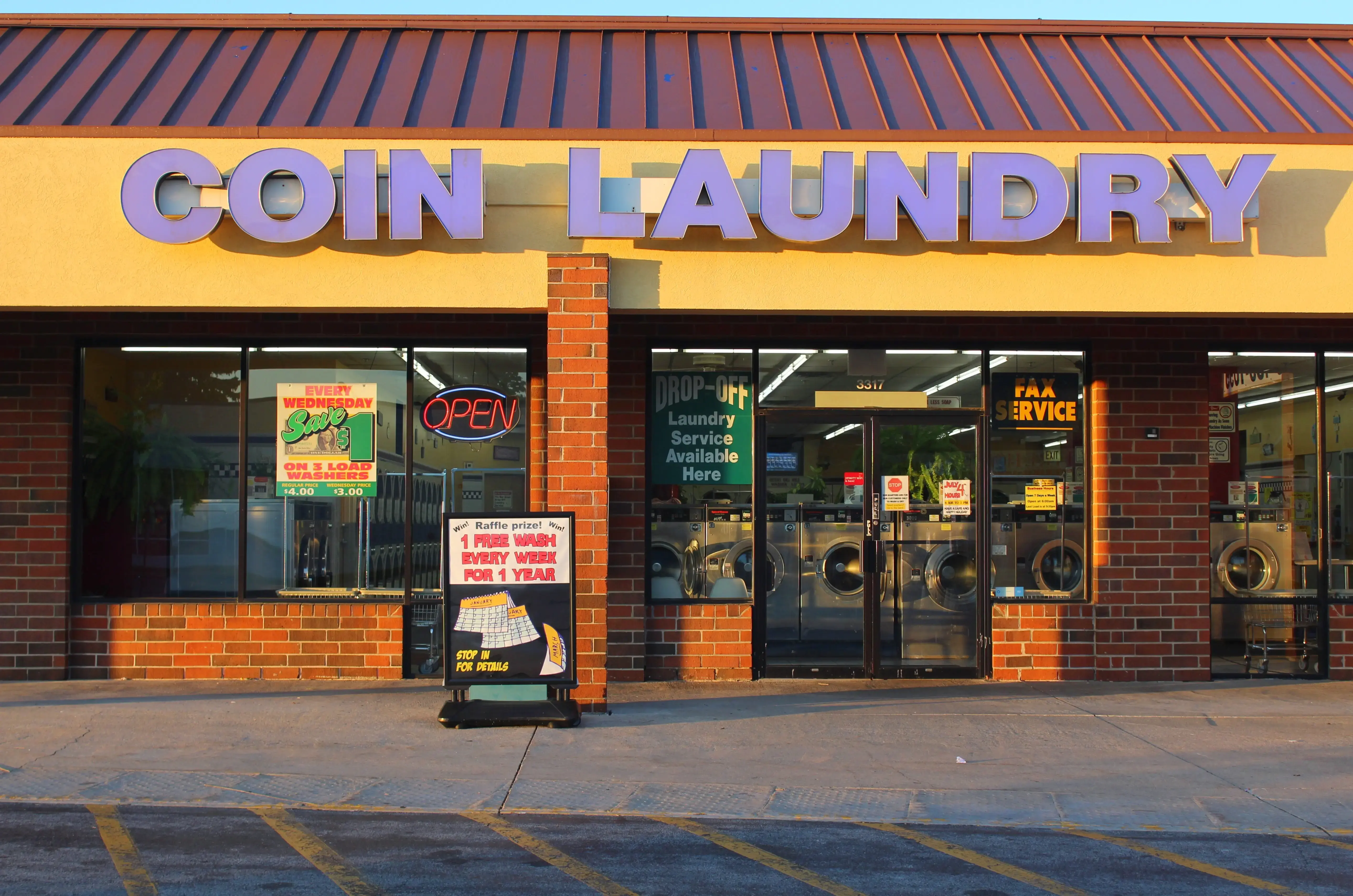 Merrionette Park Coin Laundry thumbnail 3