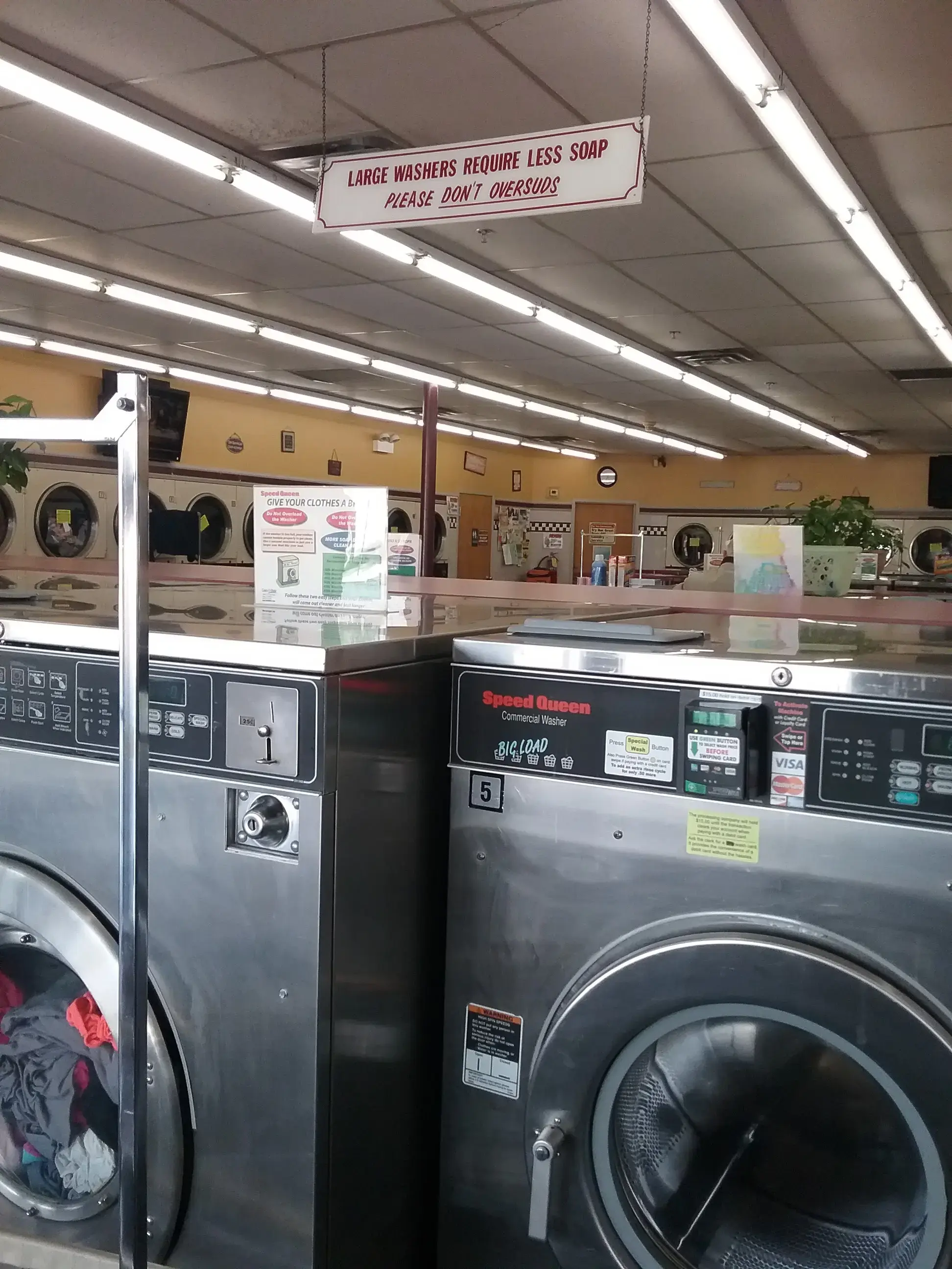 Merrionette Park Coin Laundry - Image 13