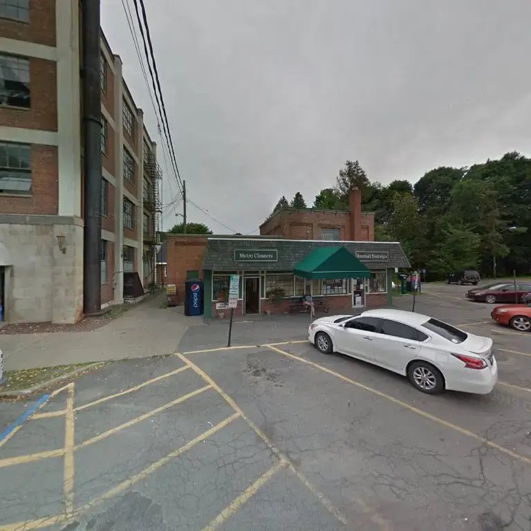 Metro Cleaners and Coin Laundry - Image 13