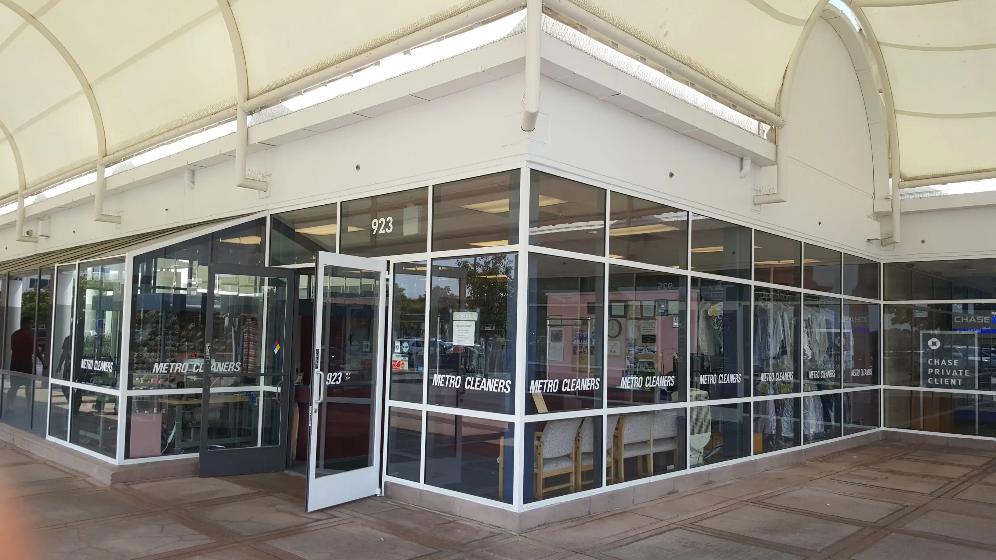 Metro Cleaners - Image 12