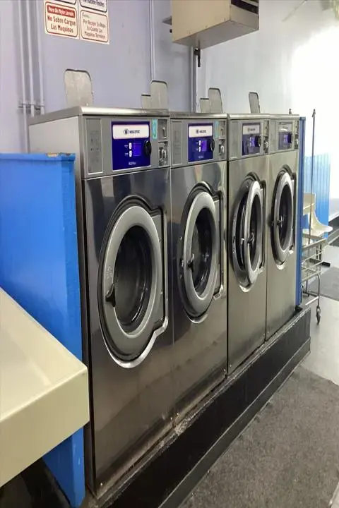 Metro Laundry thumbnail 16