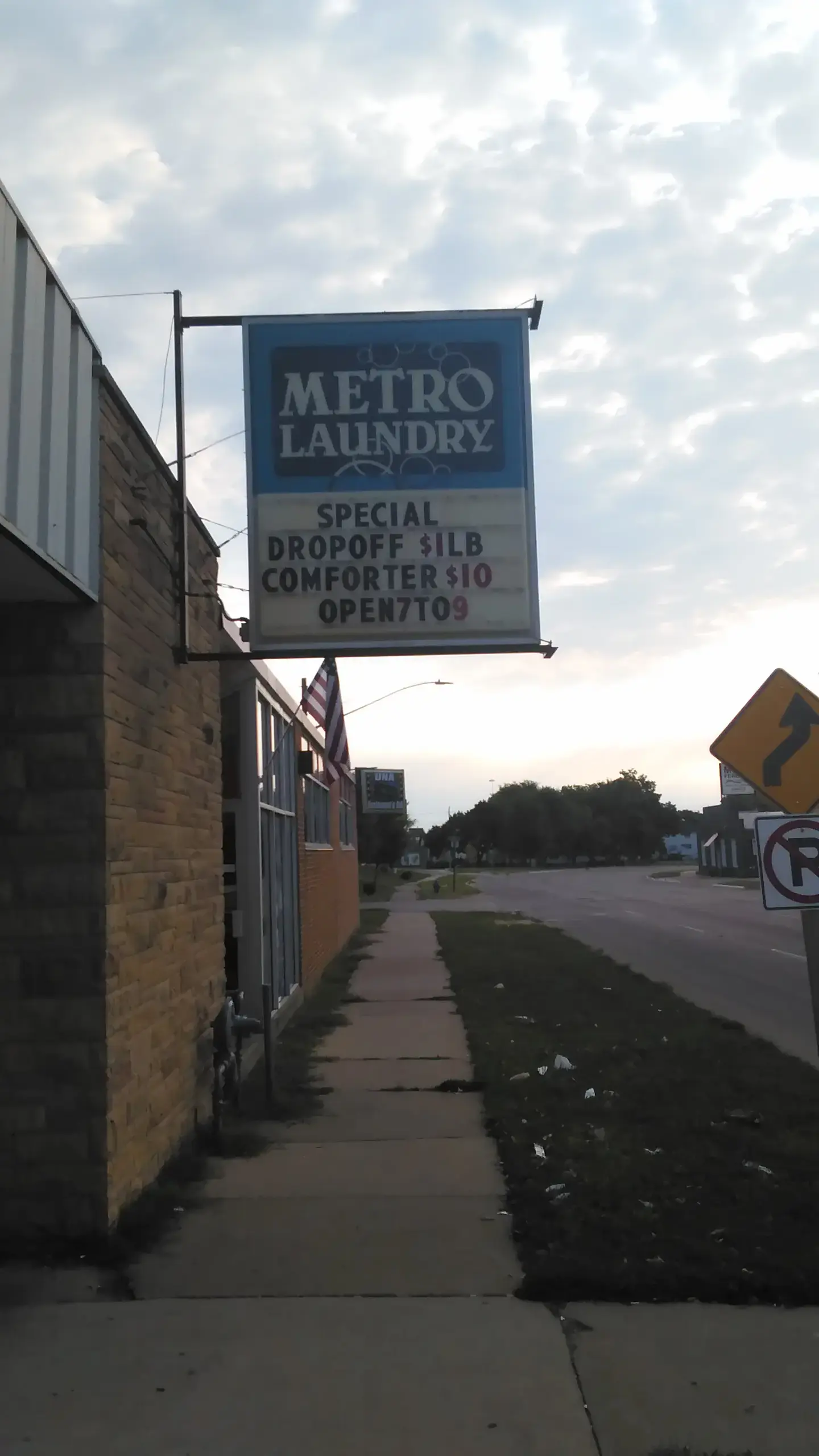 Metro Laundry thumbnail 7