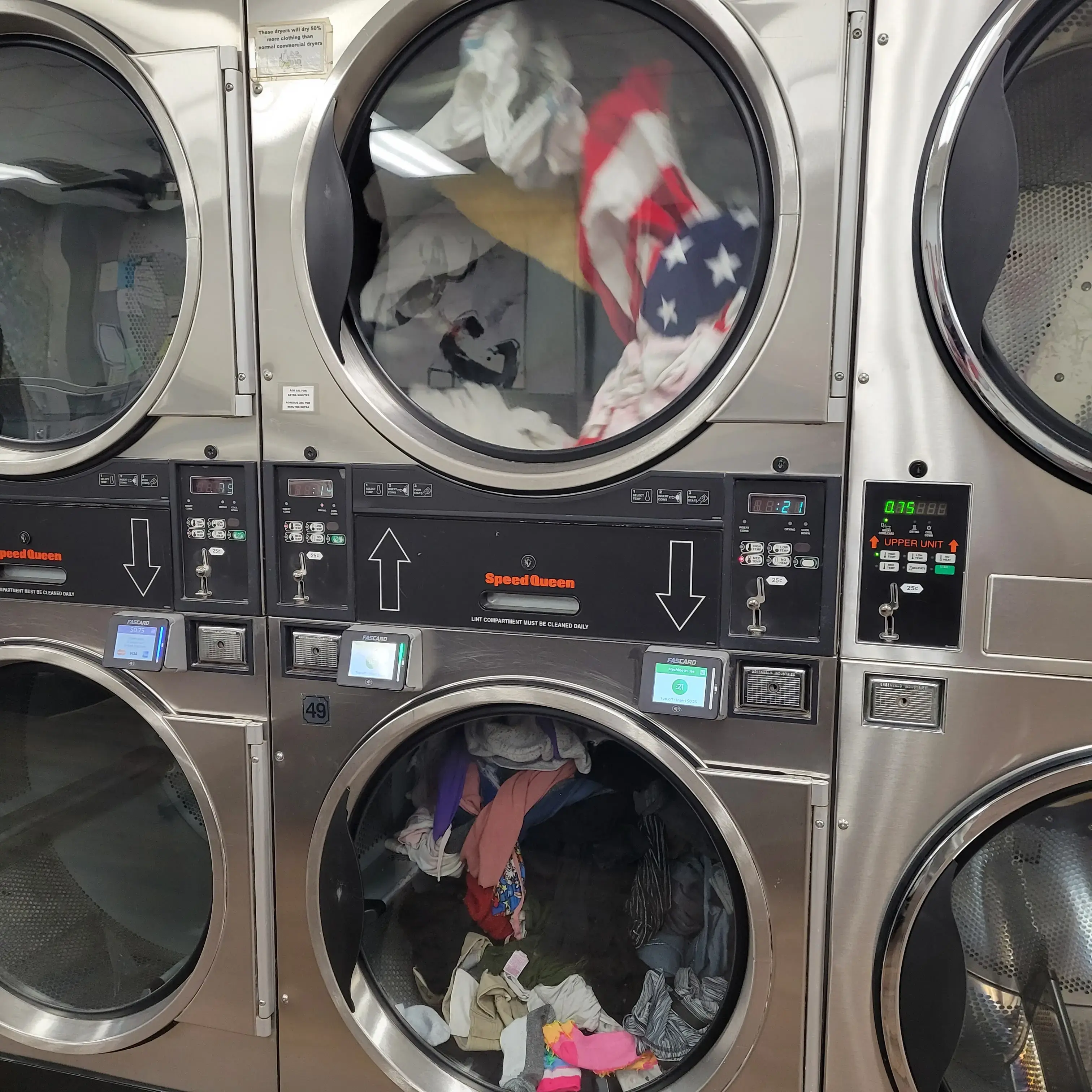 Metro Wash Laundromat thumbnail 3