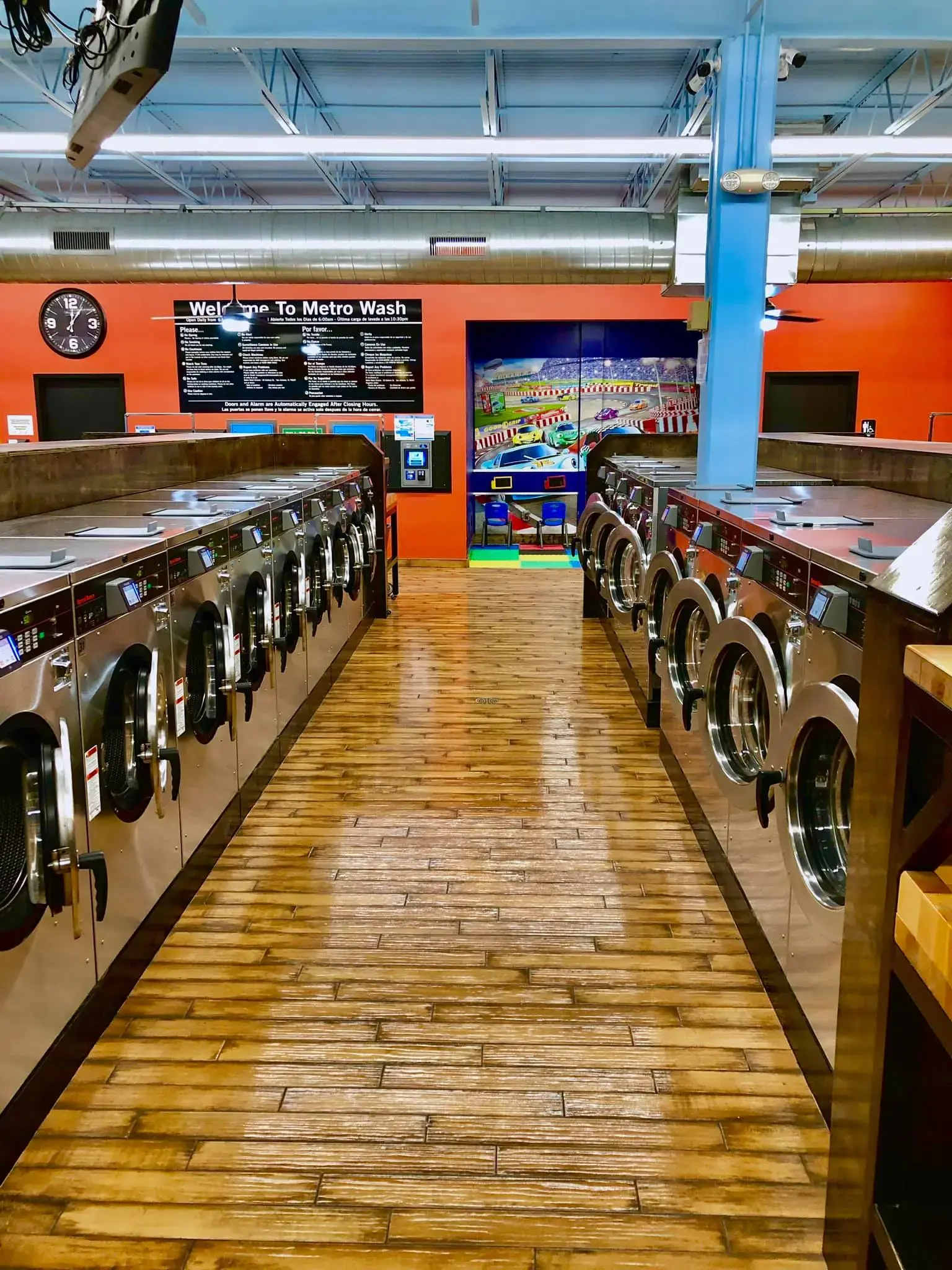 Metro Wash Laundromat - Image 1