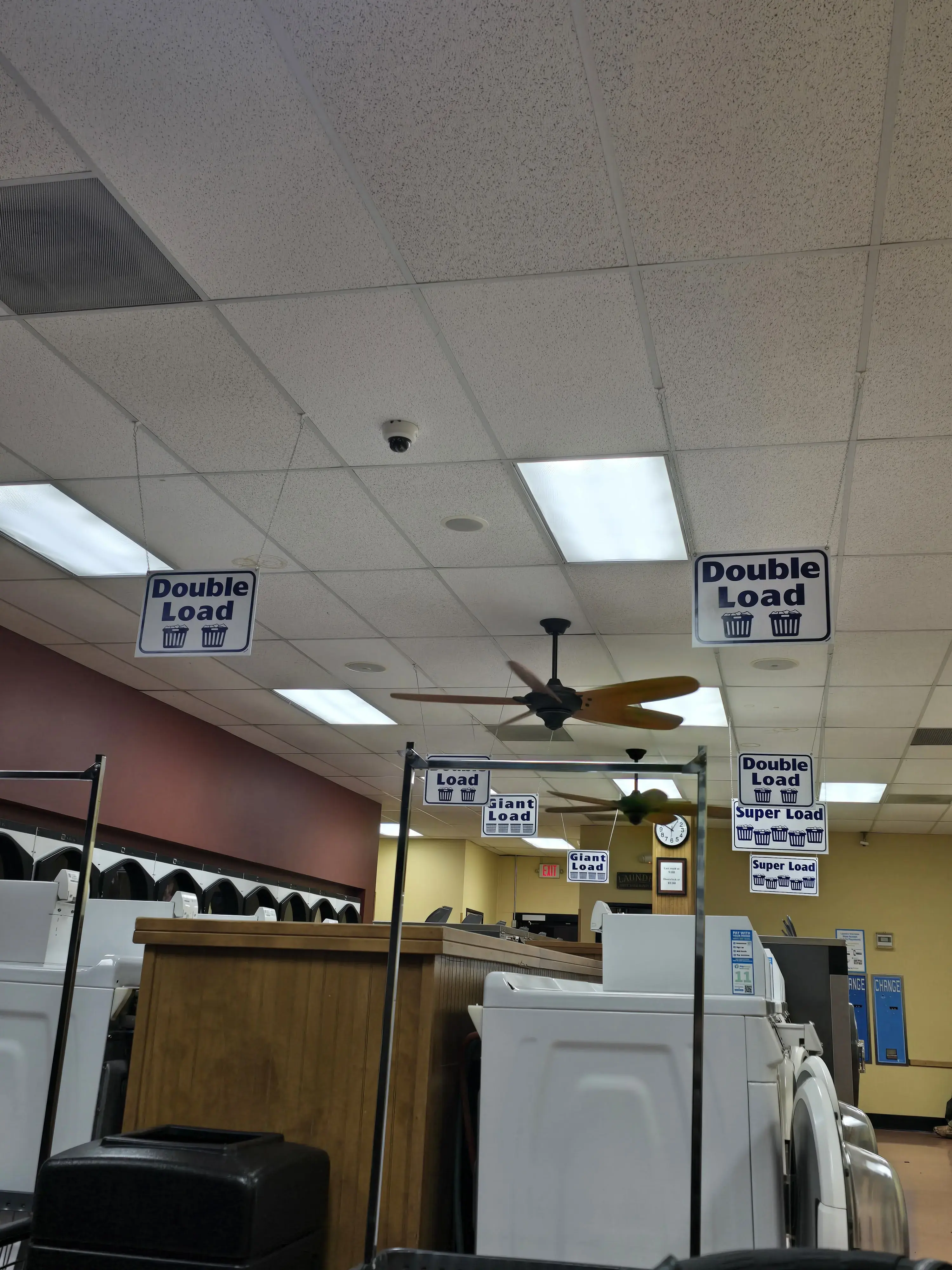 MetroMat Laundromat - Image 19