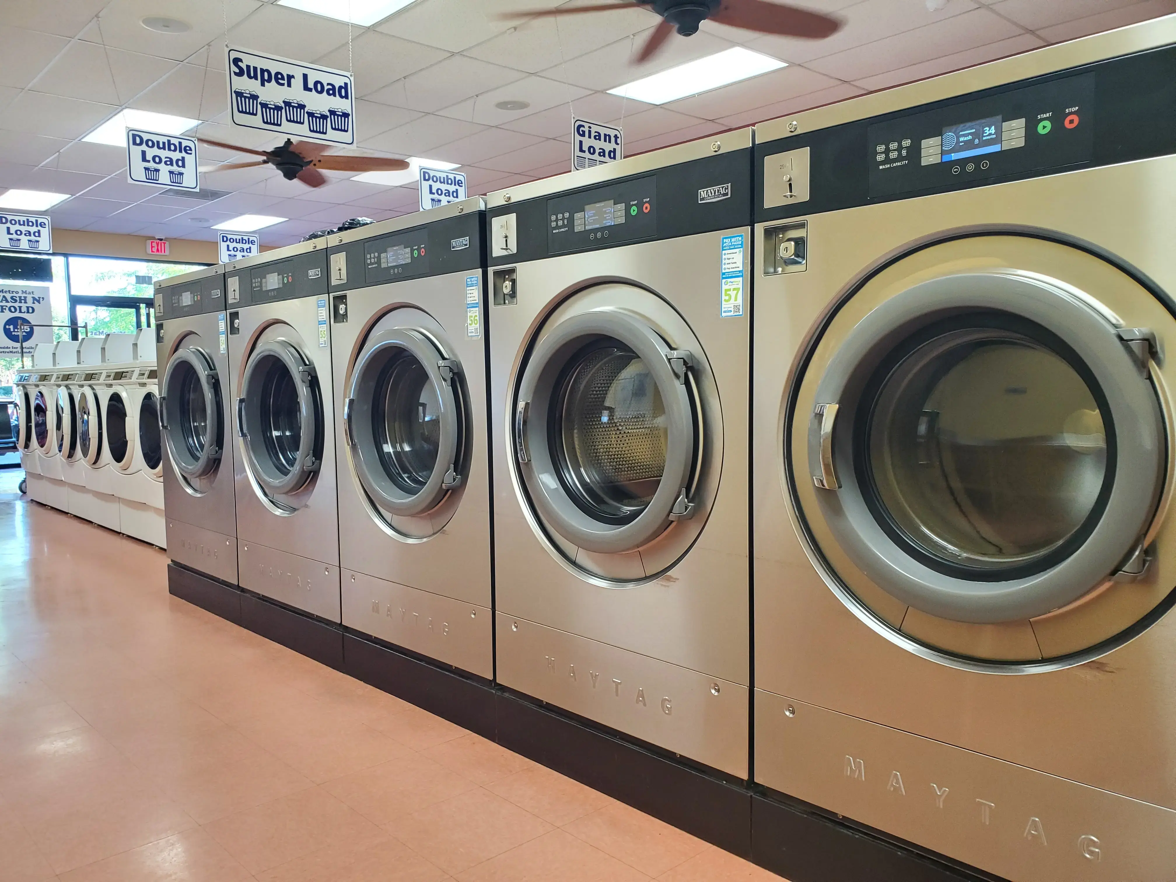 MetroMat Laundromat thumbnail 2