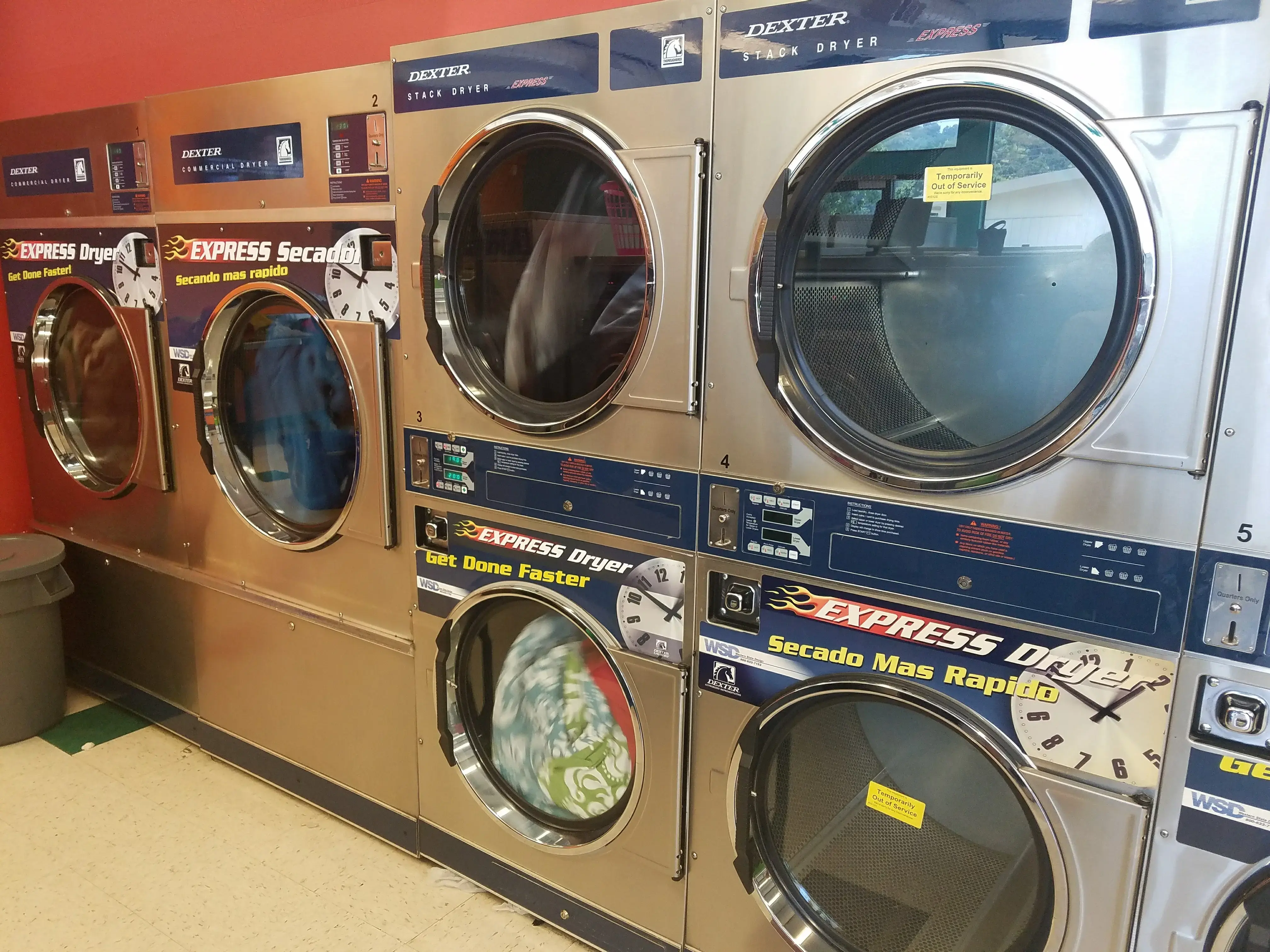 Mi Familia Lavanderia-Laundromat - Image 10