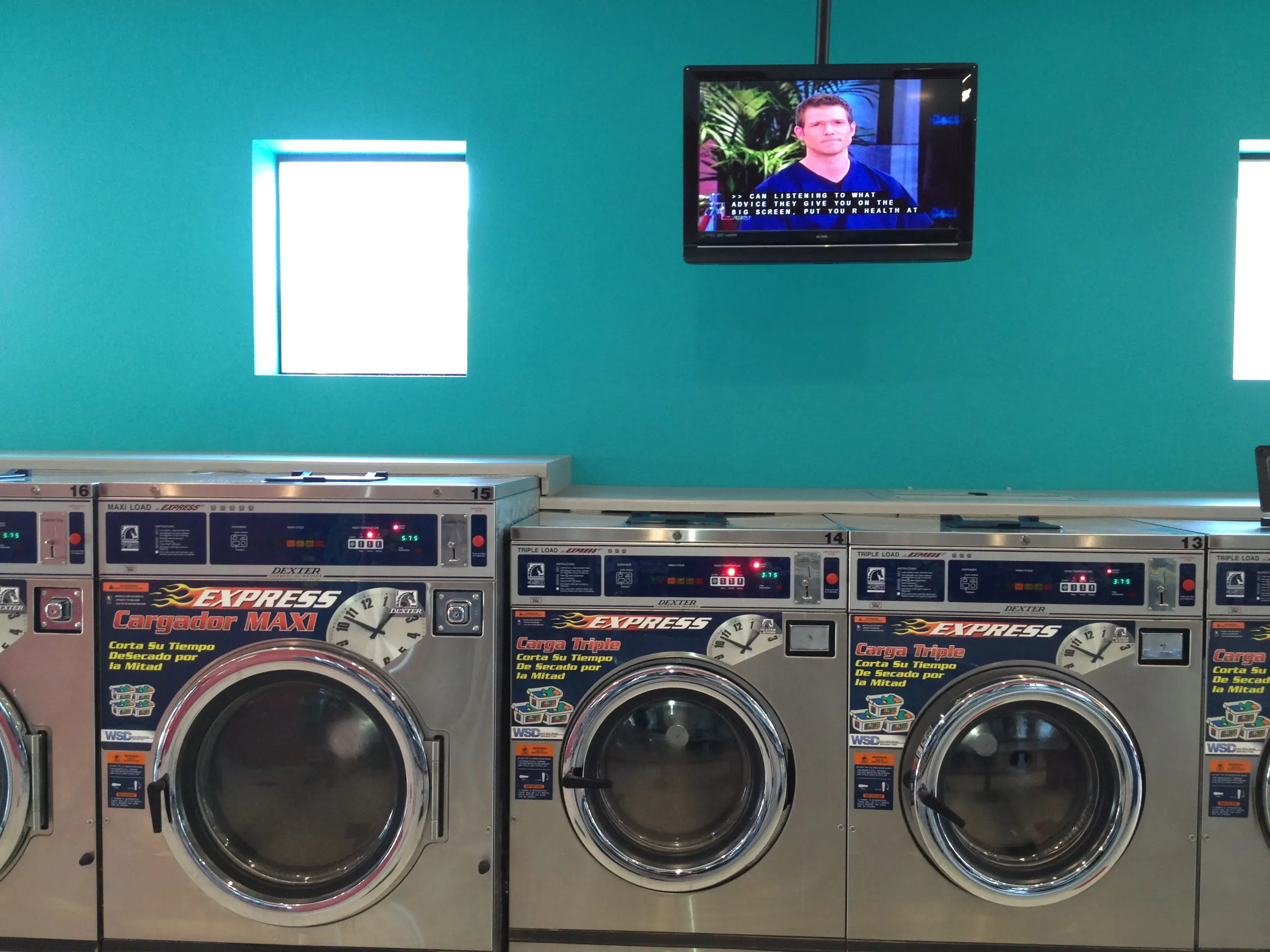 Mi Familia Lavanderia-Laundromat thumbnail 12