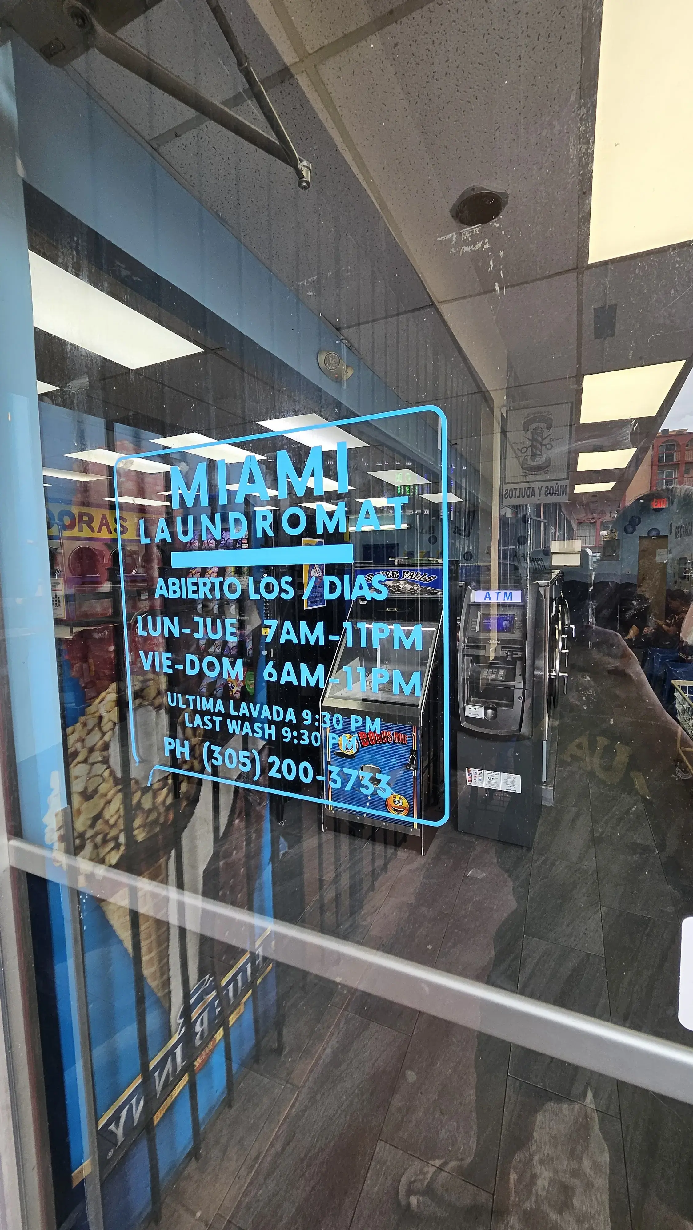 Miami Laundromat thumbnail 5